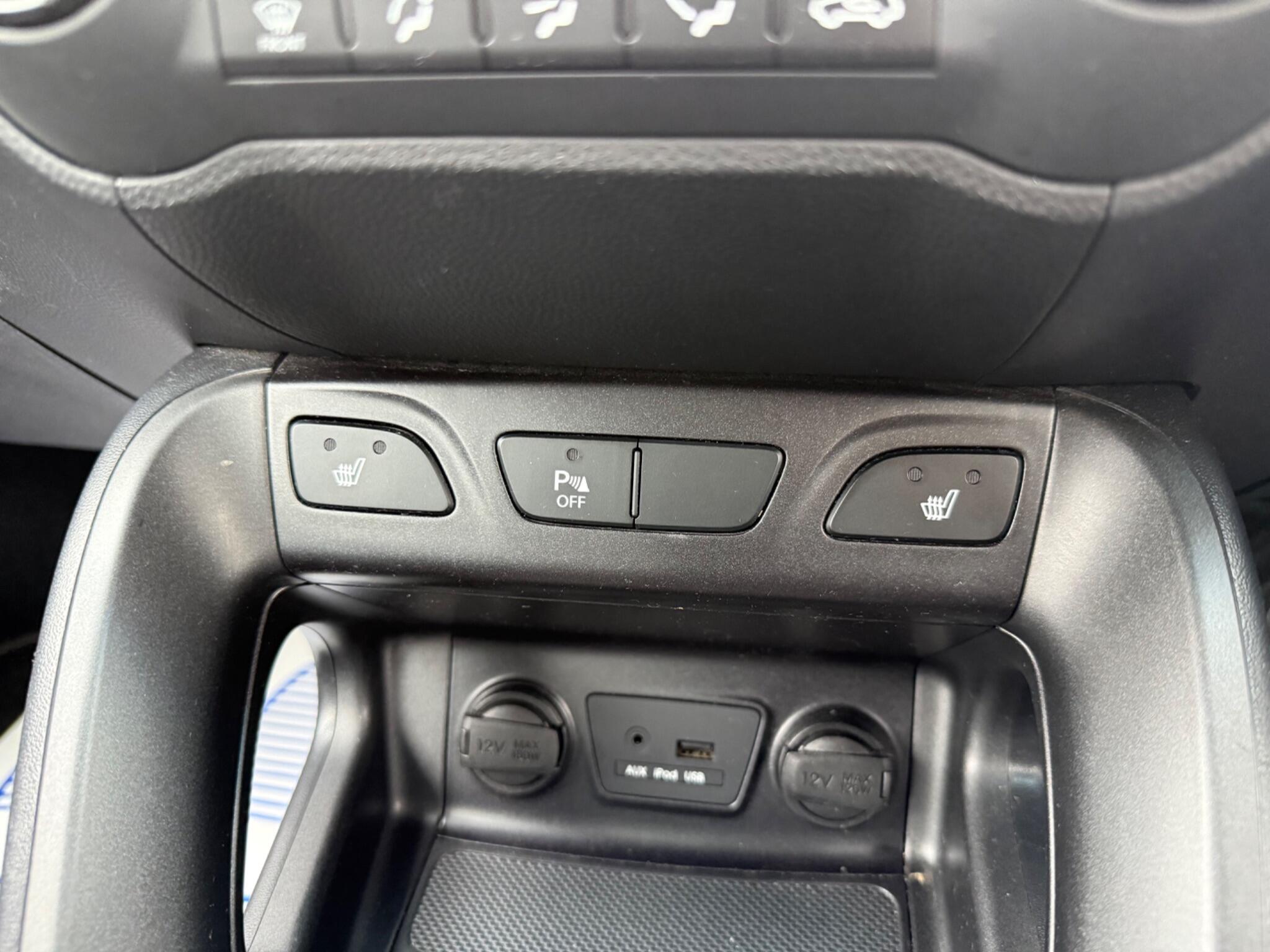 Hyundai ix35 - Image 17