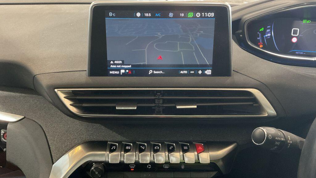 Peugeot 3008 - Image 2