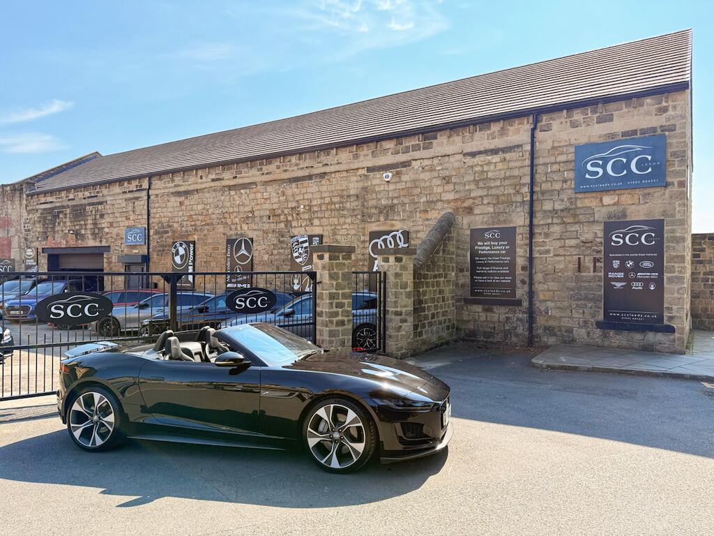 Jaguar F-Type - Image 11