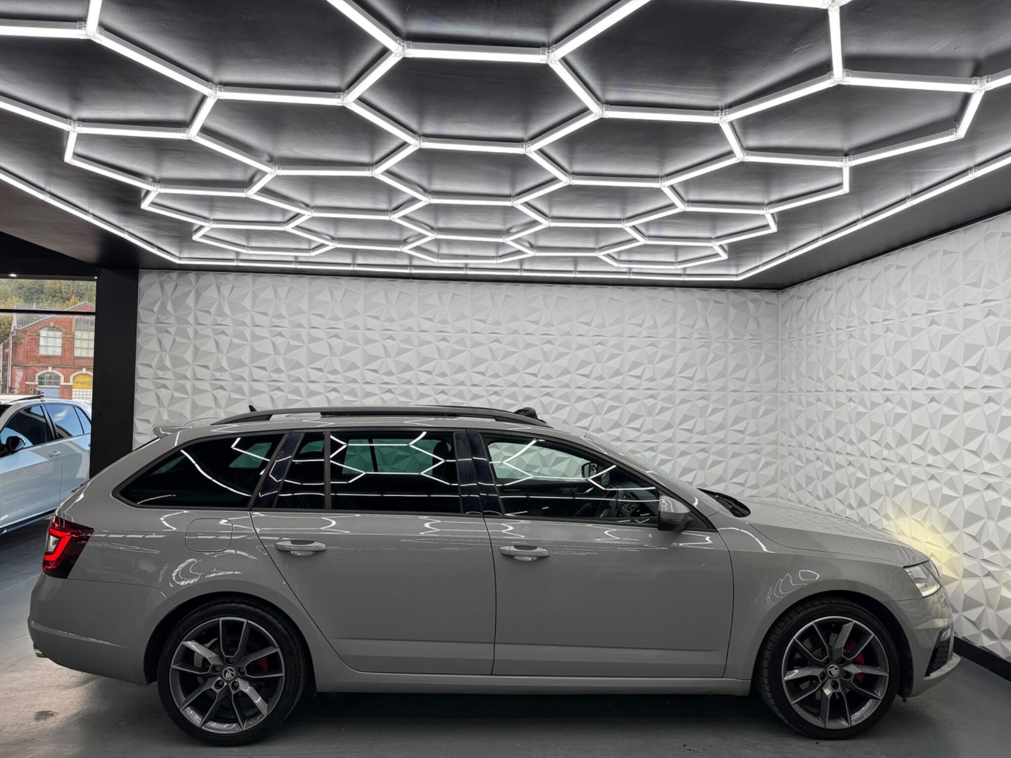 Skoda Octavia - Image 17