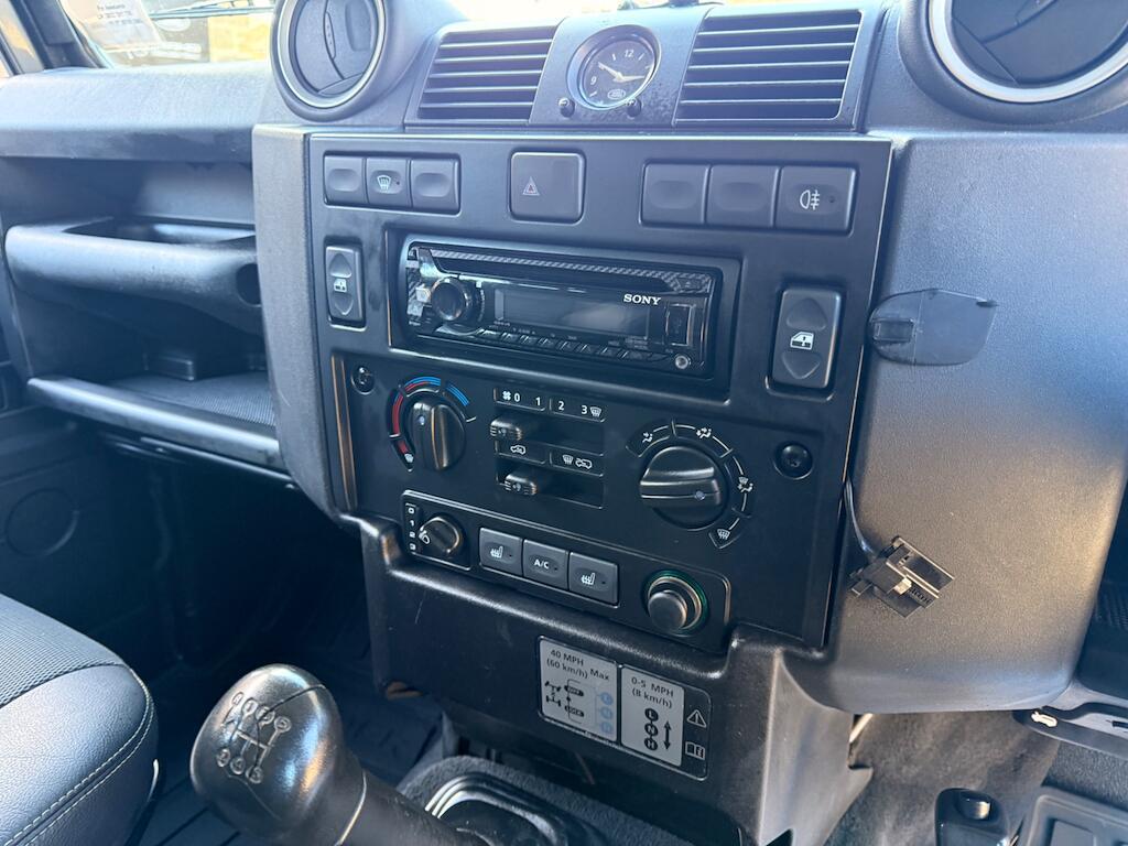 Land Rover Defender 110 - Image 47