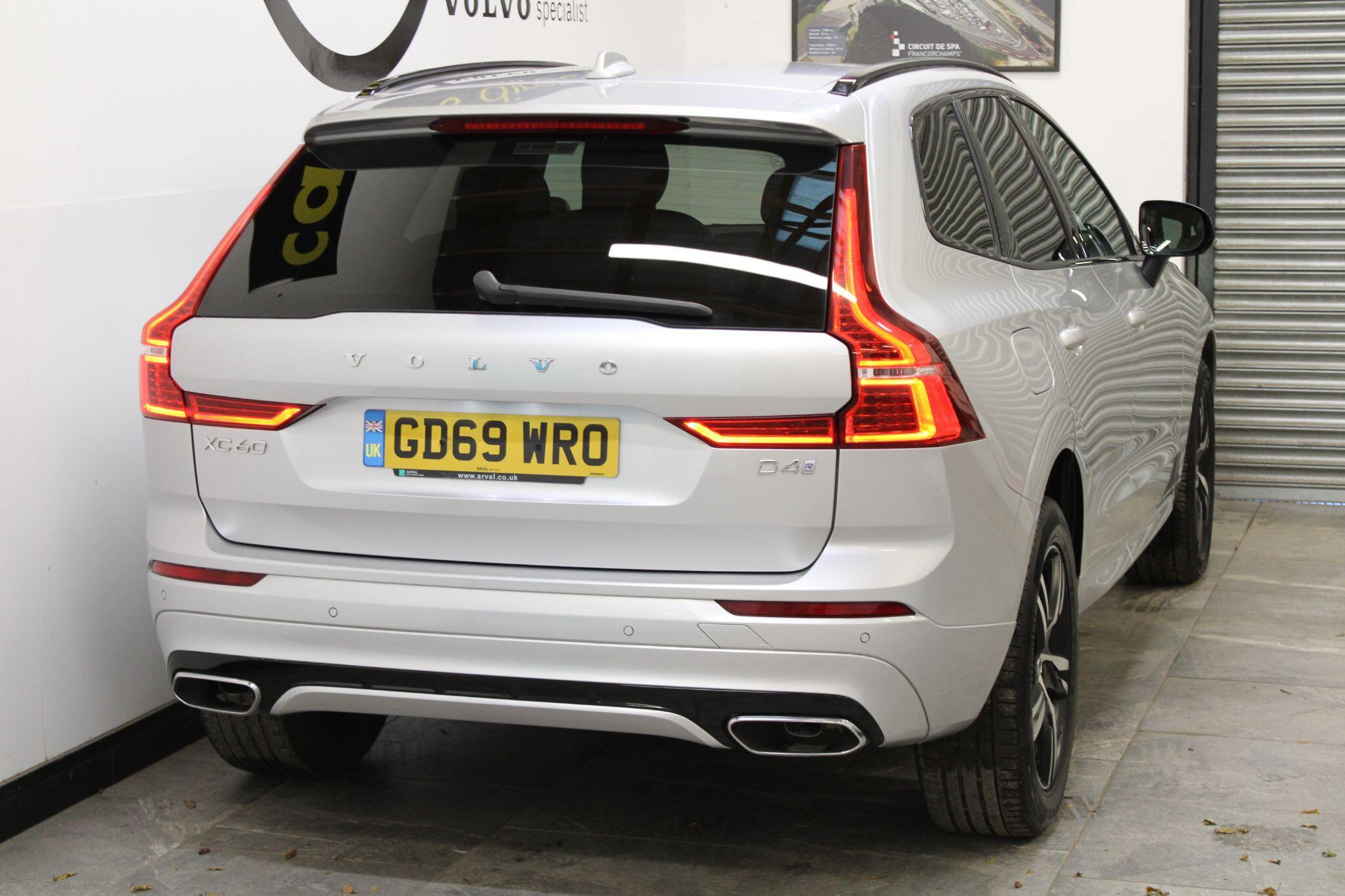 Volvo XC60 - Image 11