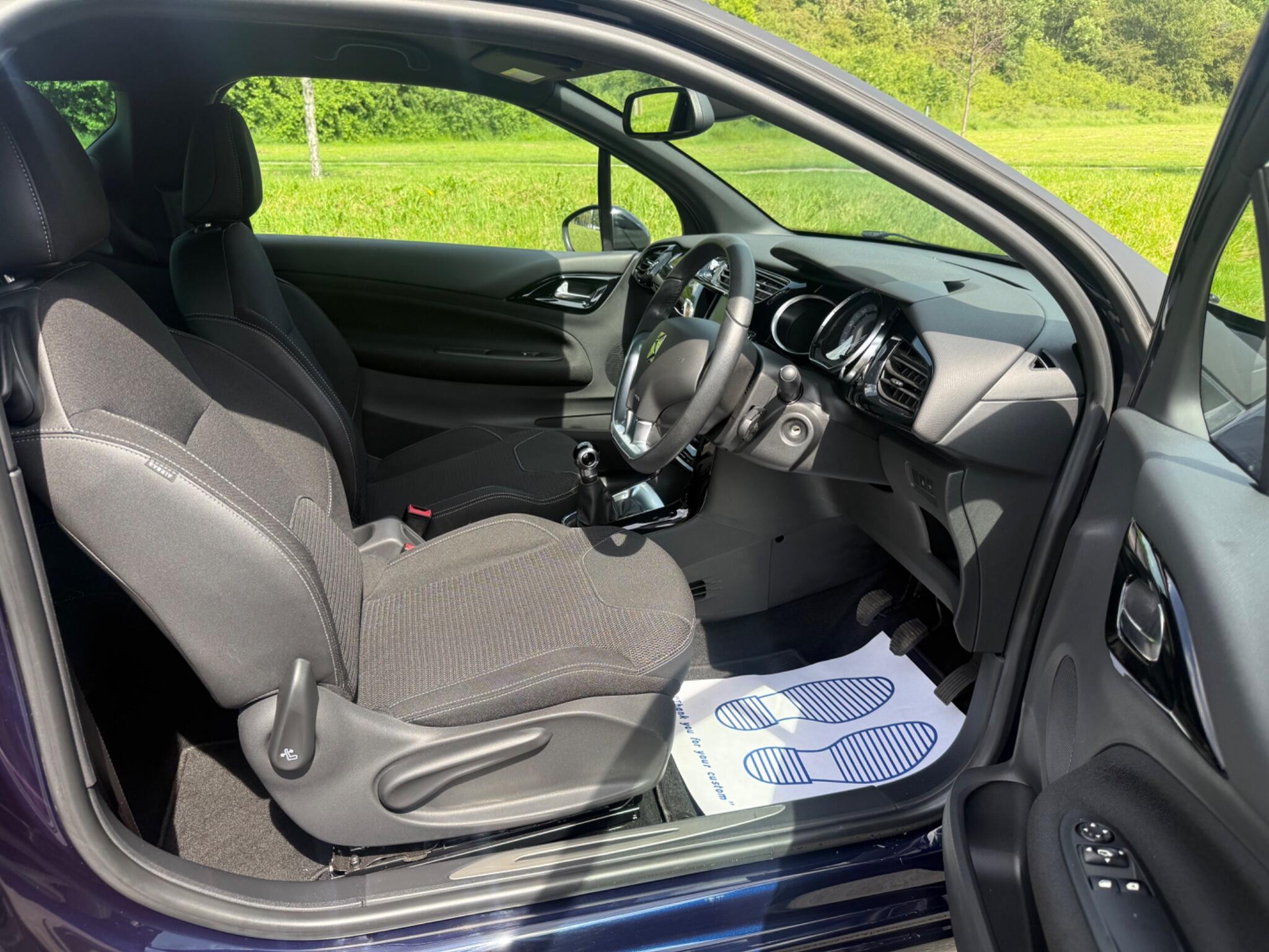 DS AUTOMOBILES DS 3 - Image 15