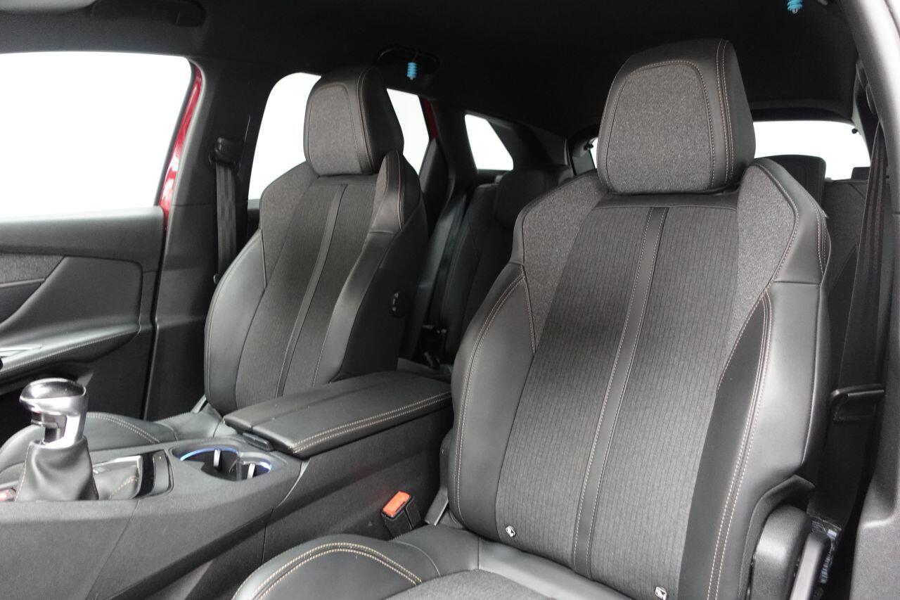 Peugeot 3008 - Image 17