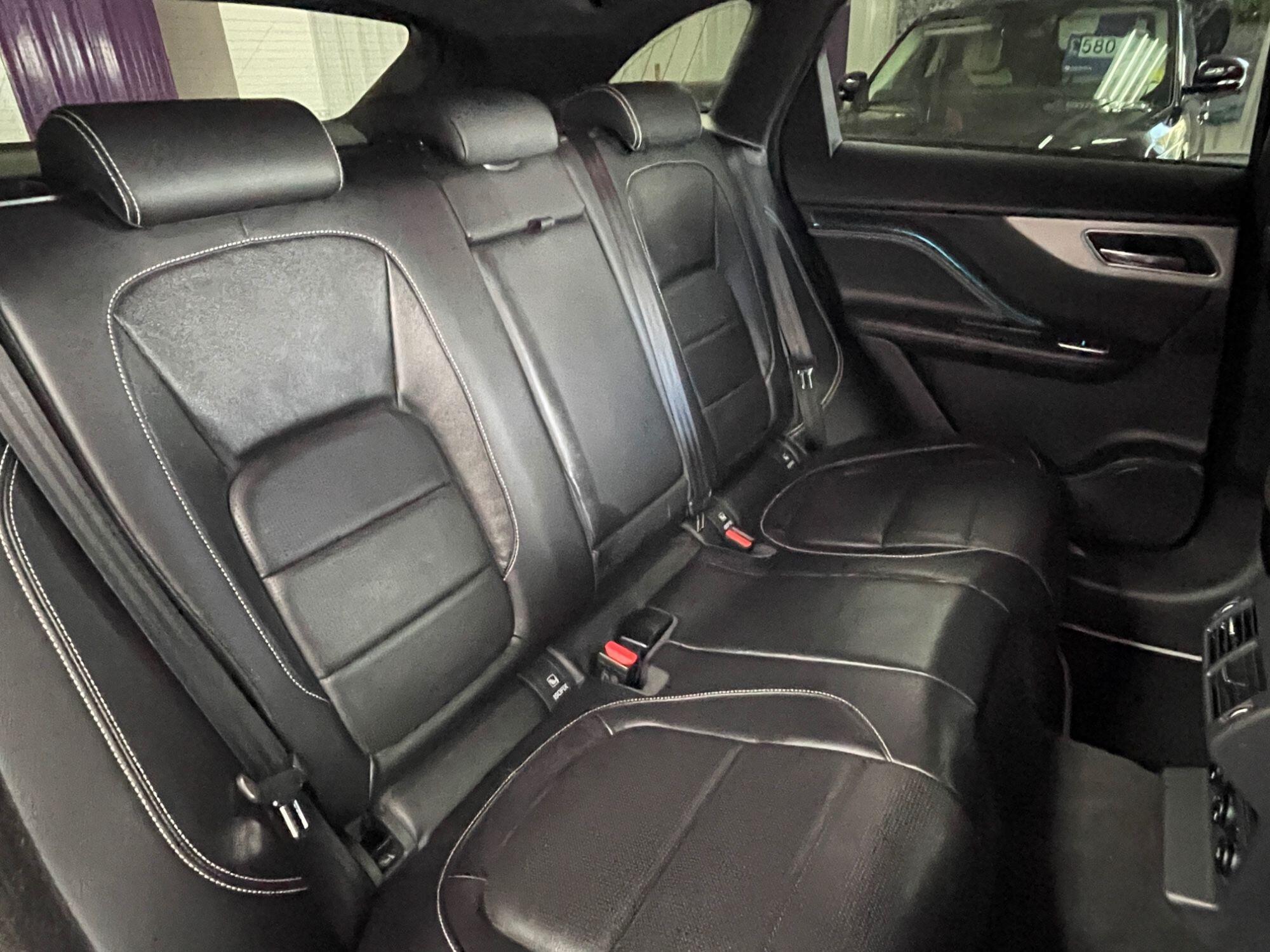 Jaguar F-Pace - Image 28