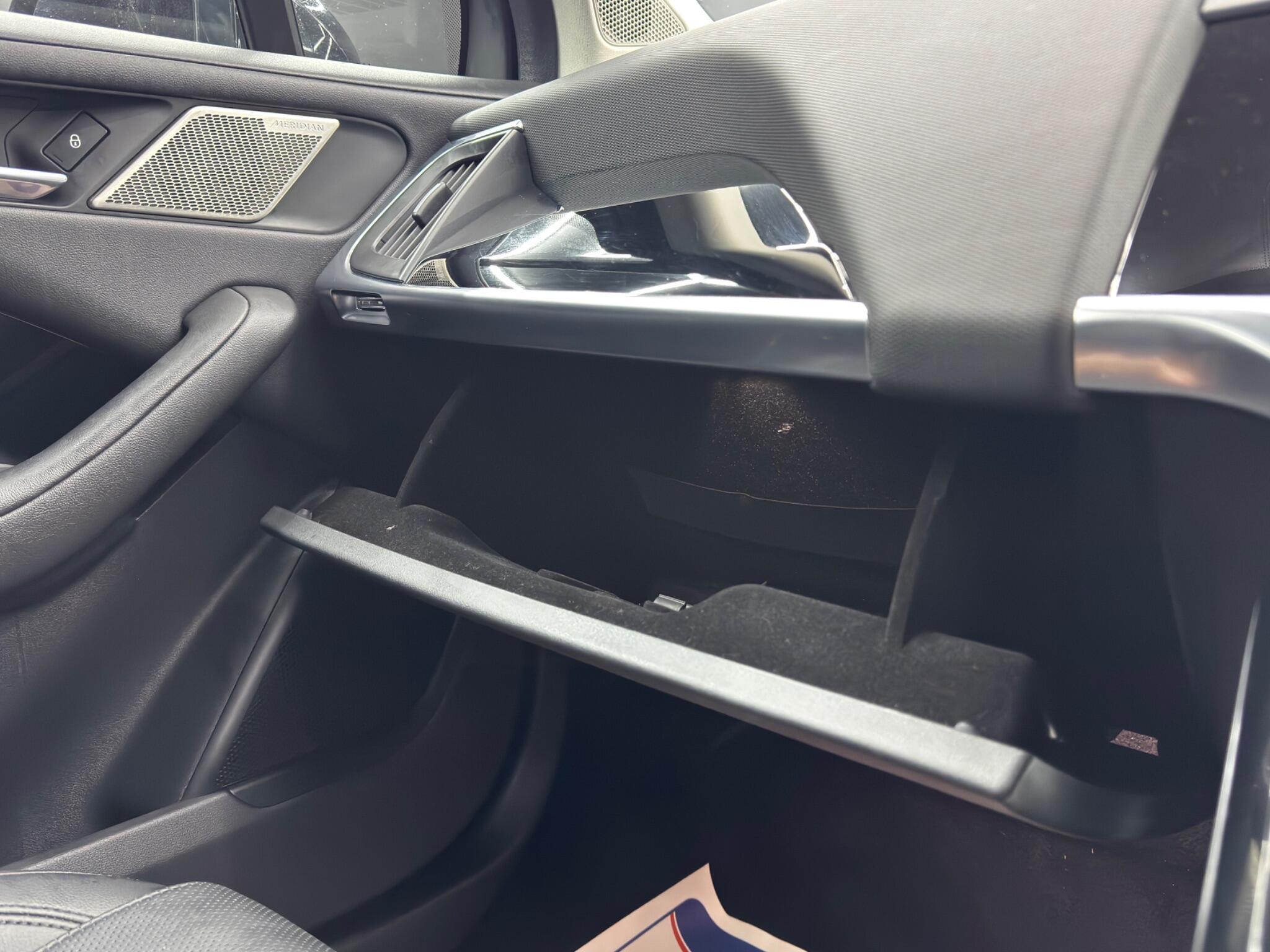 Jaguar I-Pace - Image 4