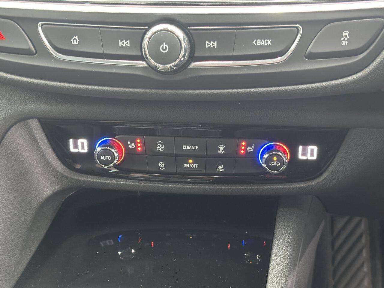Vauxhall Insignia - Image 31