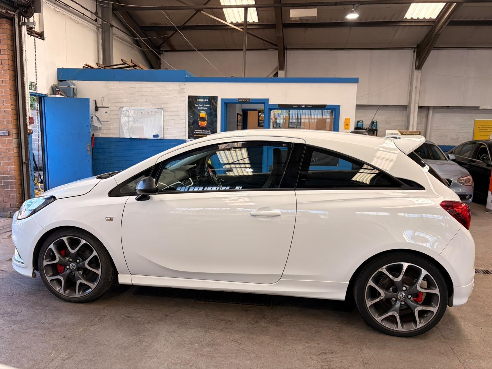 Vauxhall Corsa - Image 11