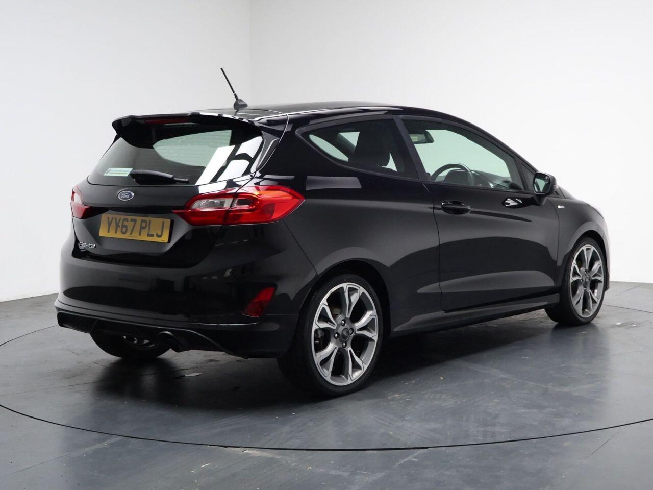 Ford Fiesta - Image 12