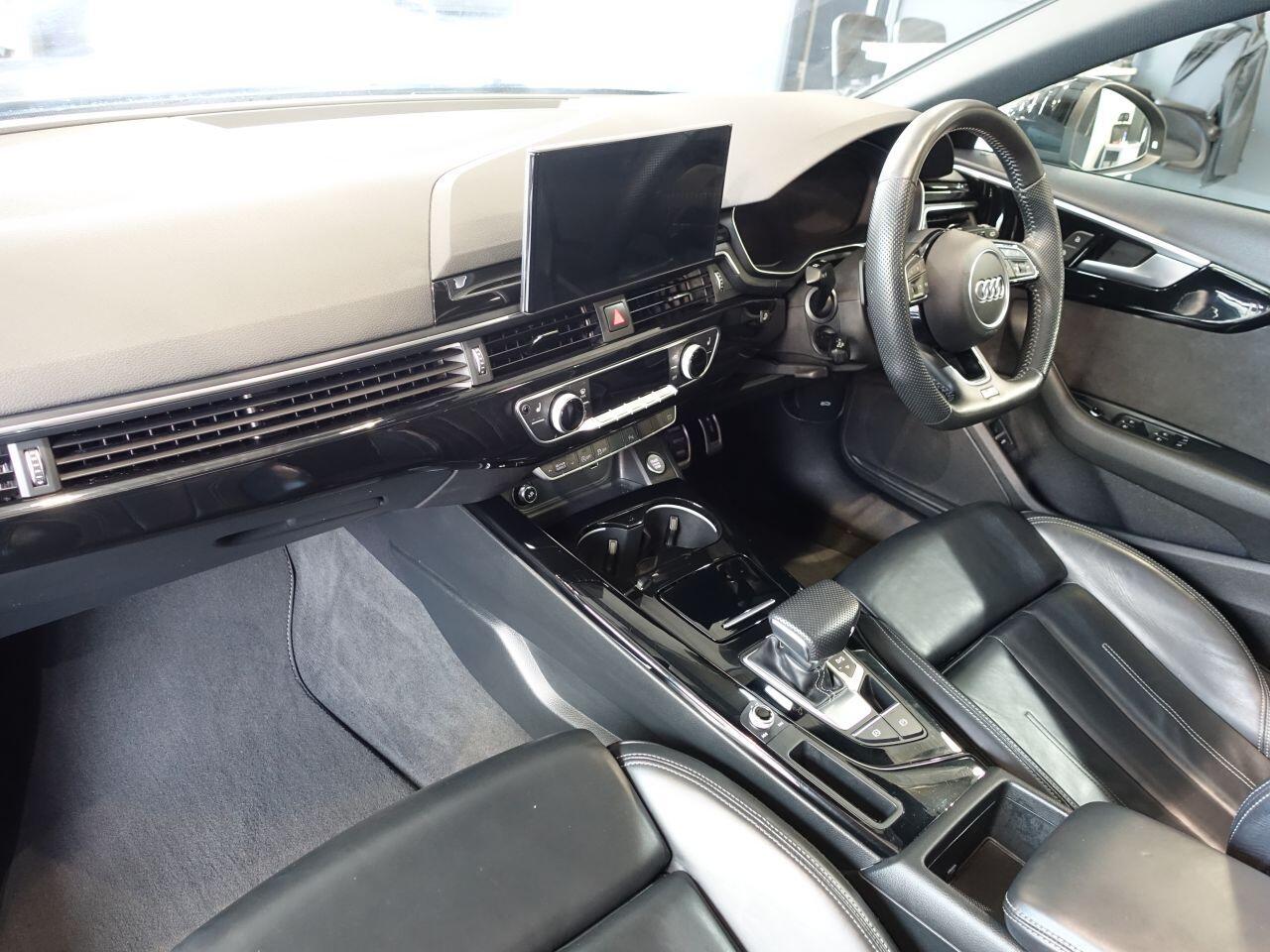 Audi A4 Avant - Image 13