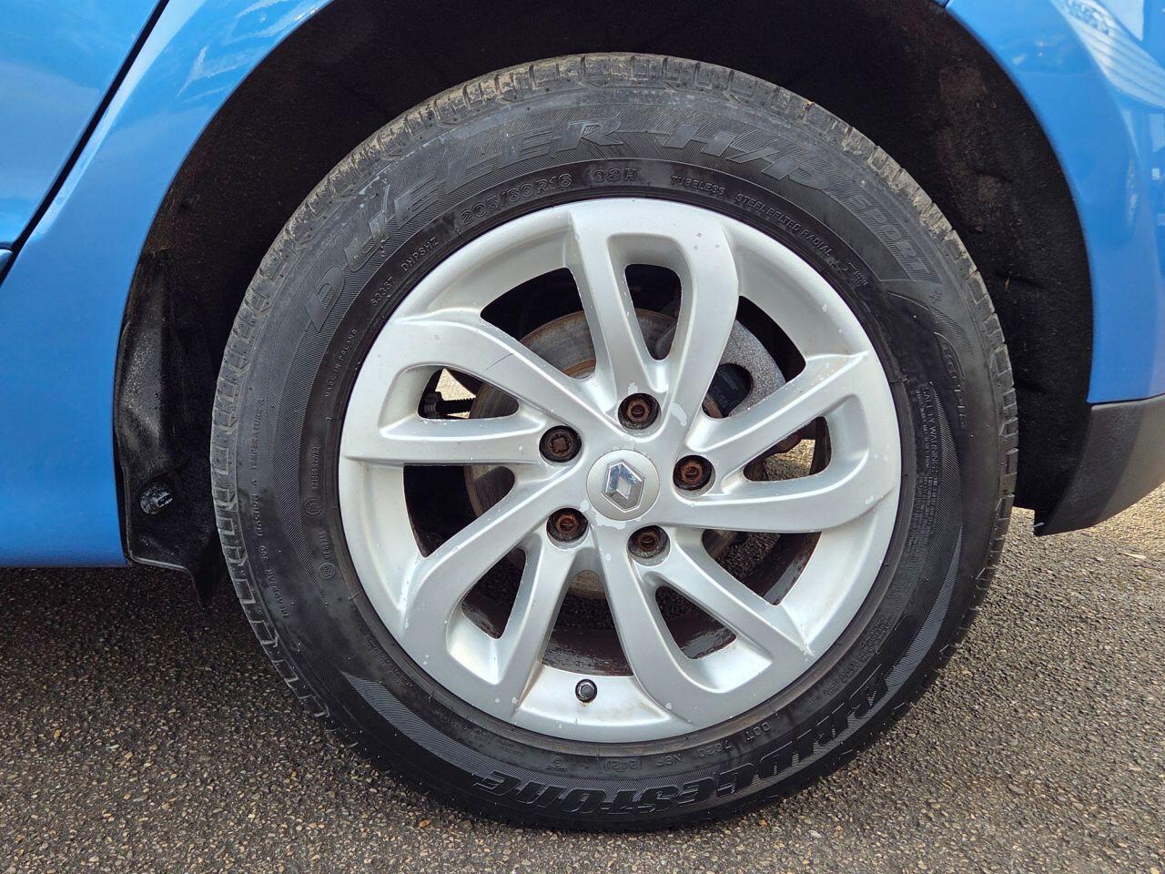 Renault Scenic - Image 21