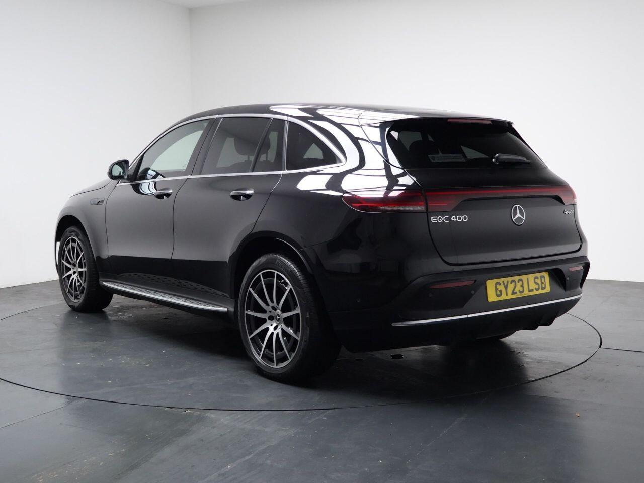 Mercedes Eqc - Image 9