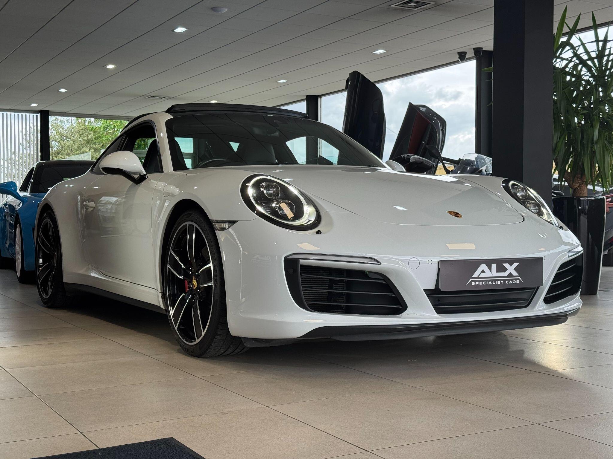 Porsche 911 - Image 5