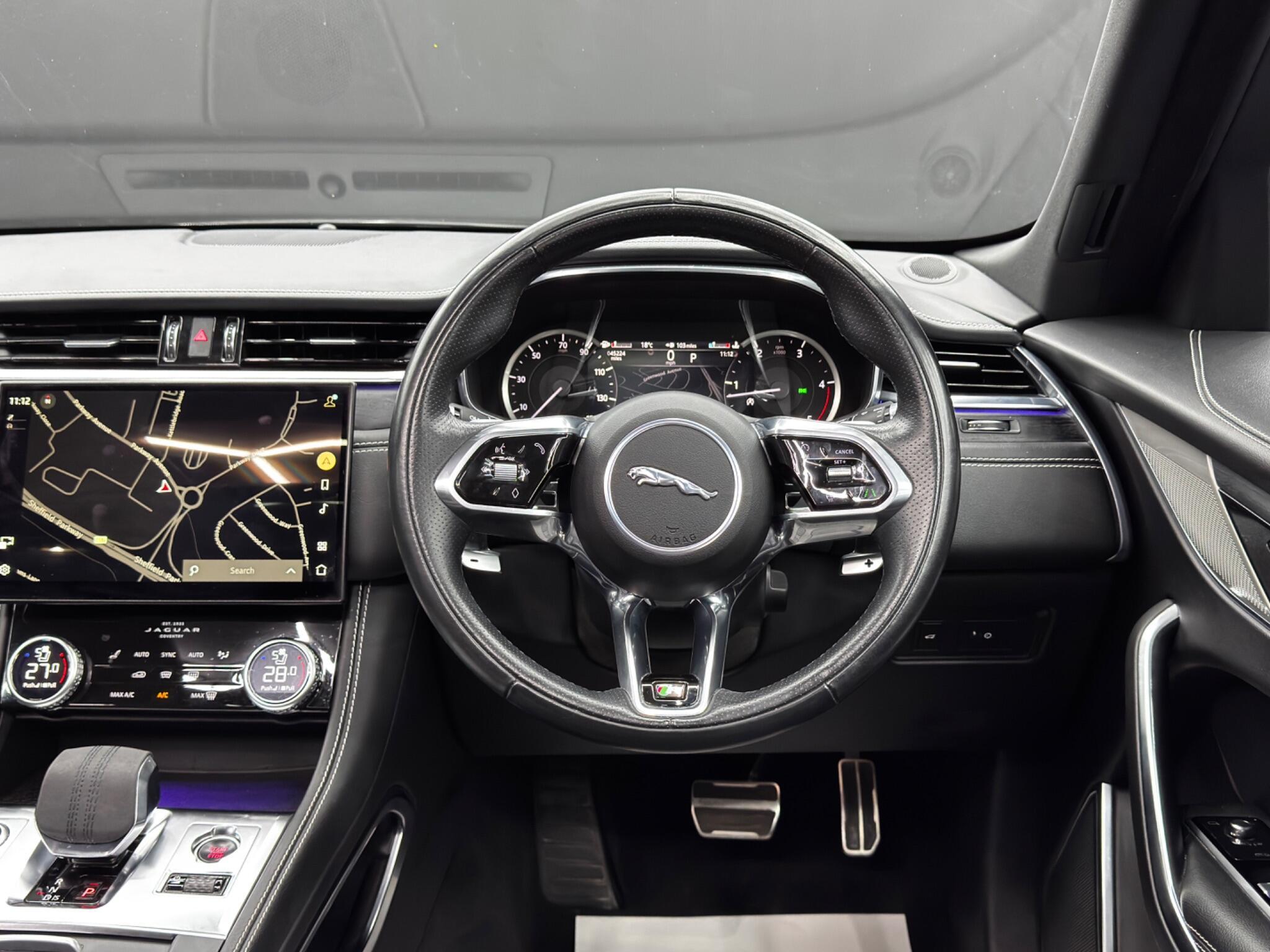 Jaguar F-Pace - Image 18