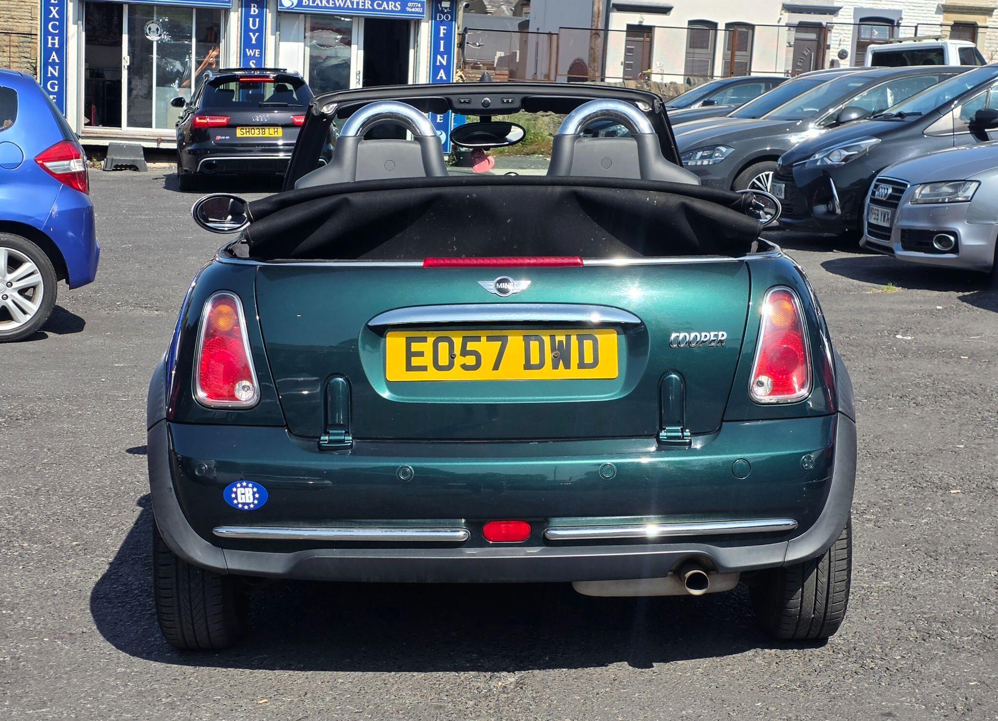 MINI Convertible - Image 6