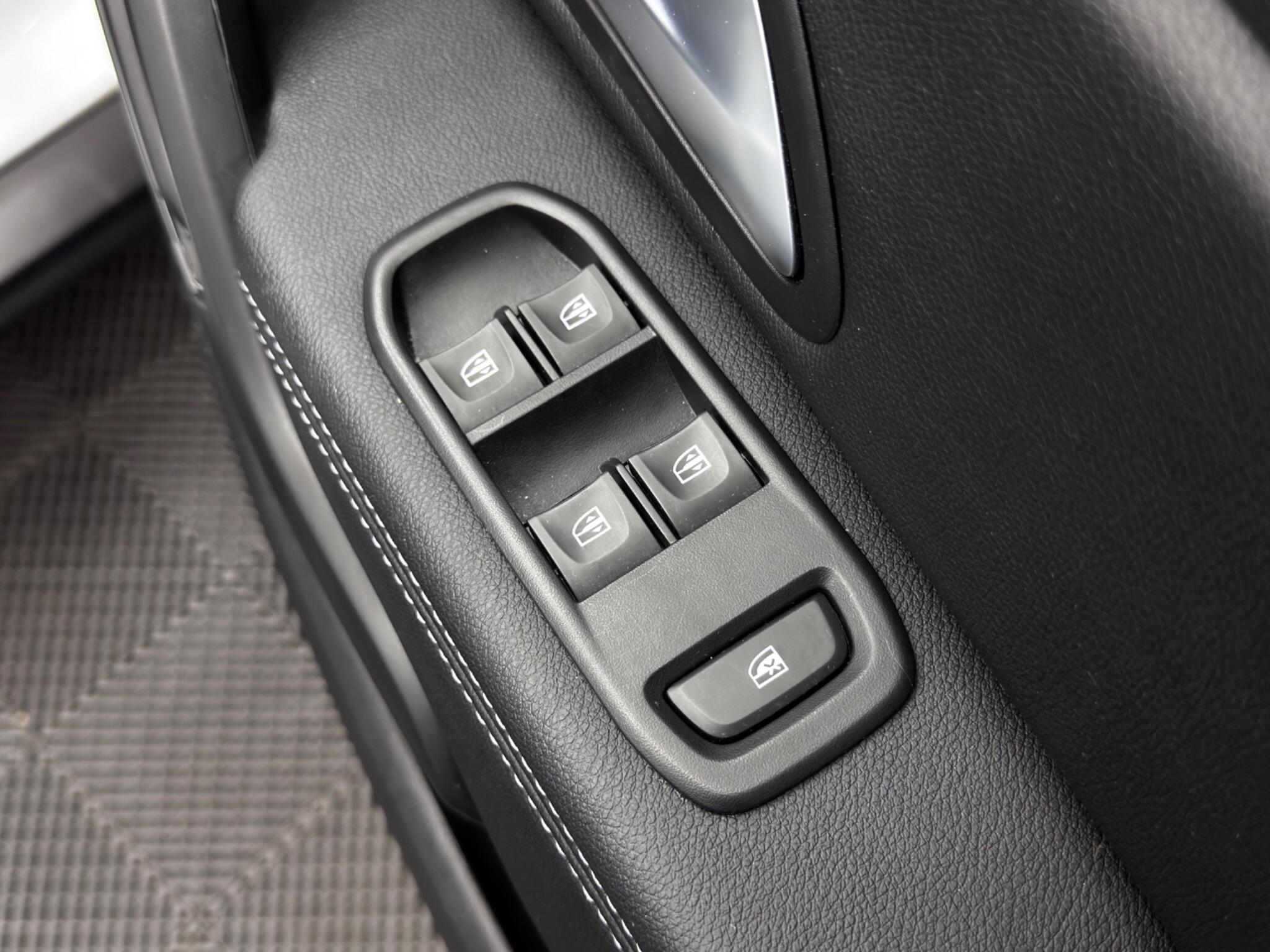 Dacia Duster - Image 37