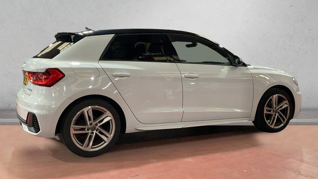 Audi A1 - Image 8