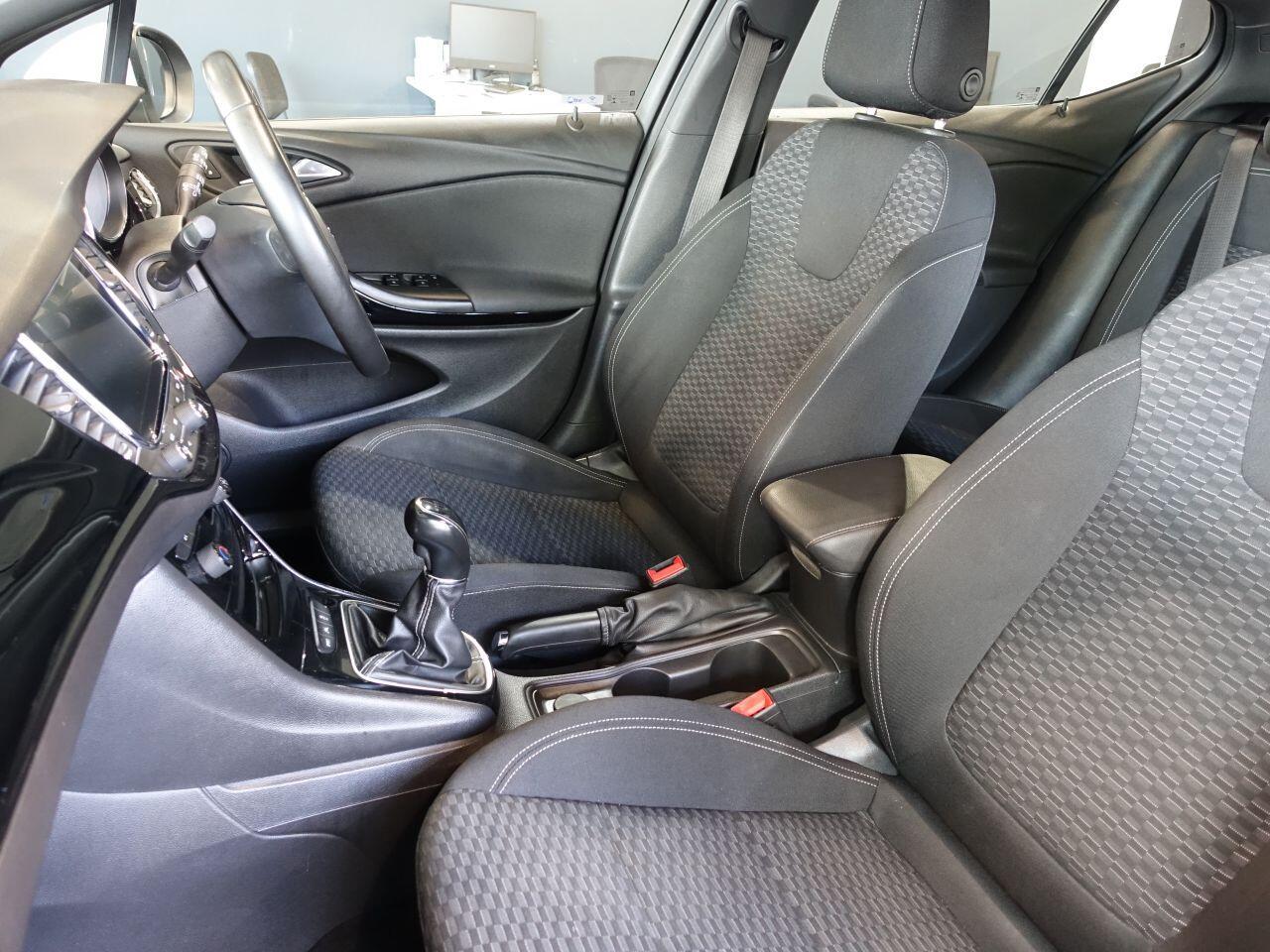 Vauxhall Astra - Image 12