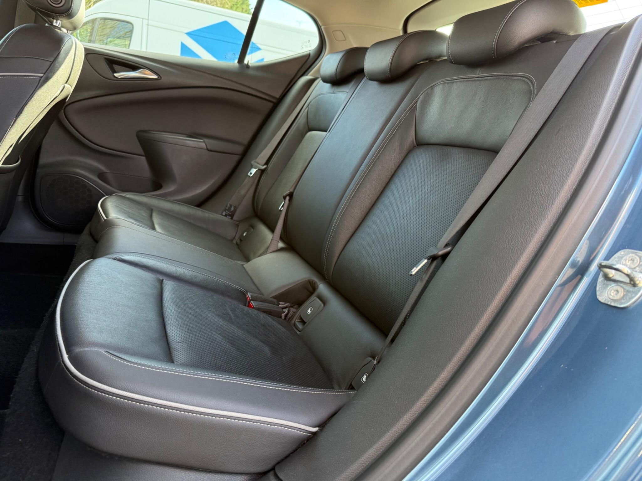 Vauxhall Astra - Image 24