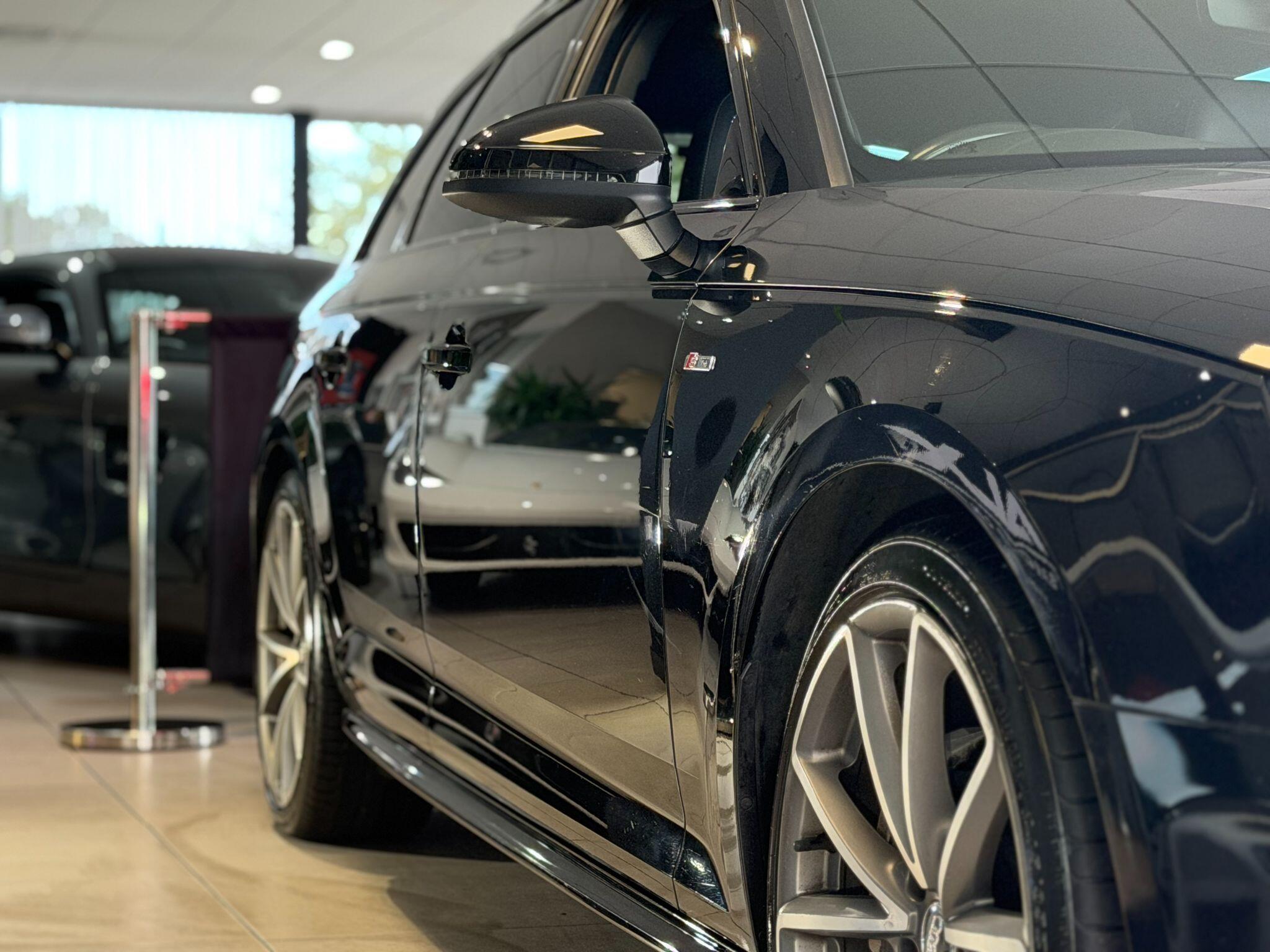 Audi A4 Avant - Image 13