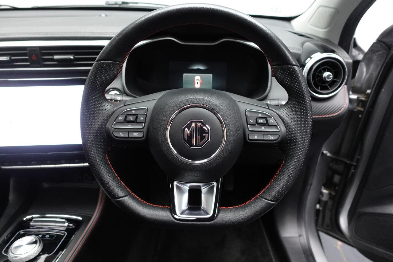 MG MG ZS - Image 33