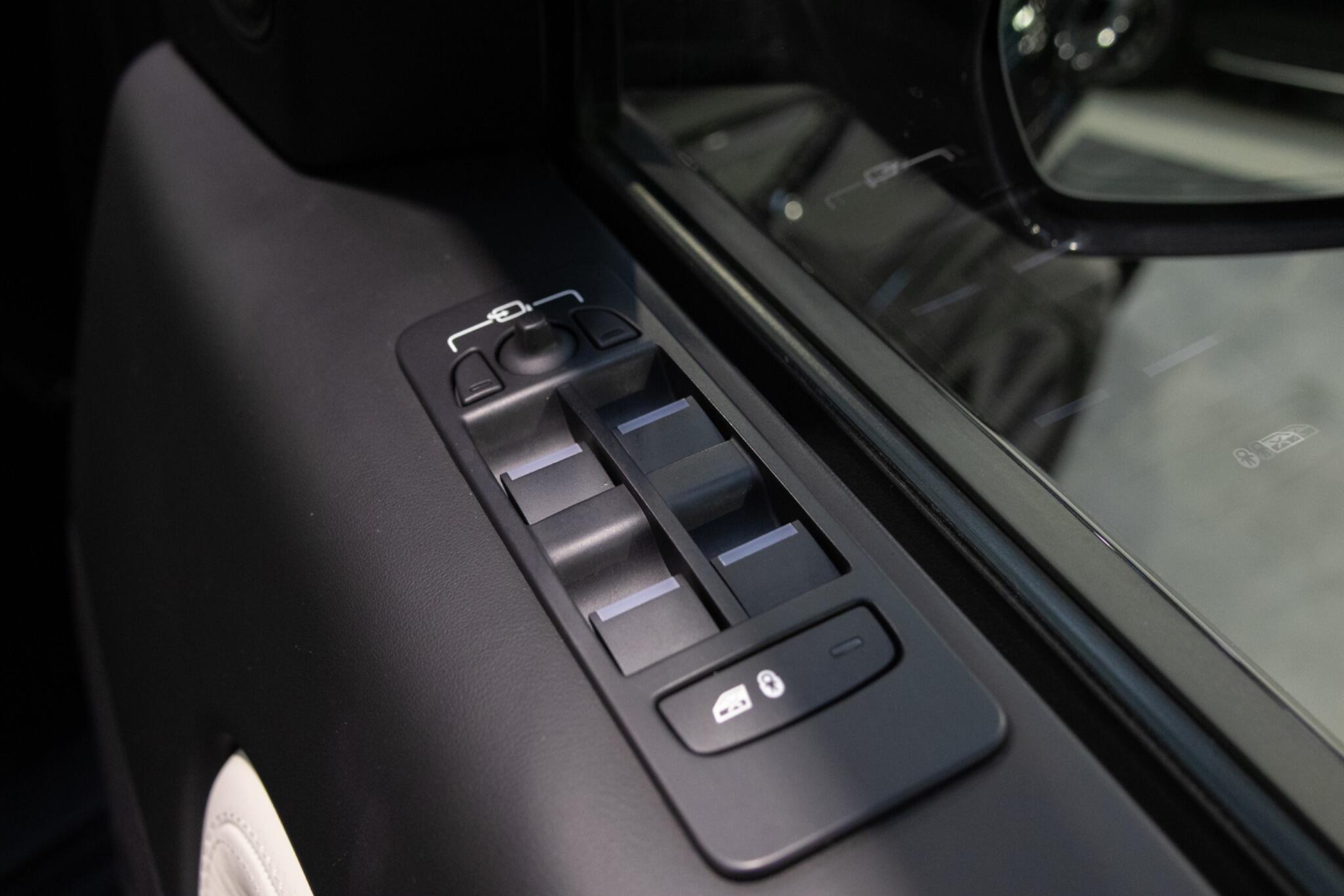 Land Rover DISCOVERY SPORT - Image 16