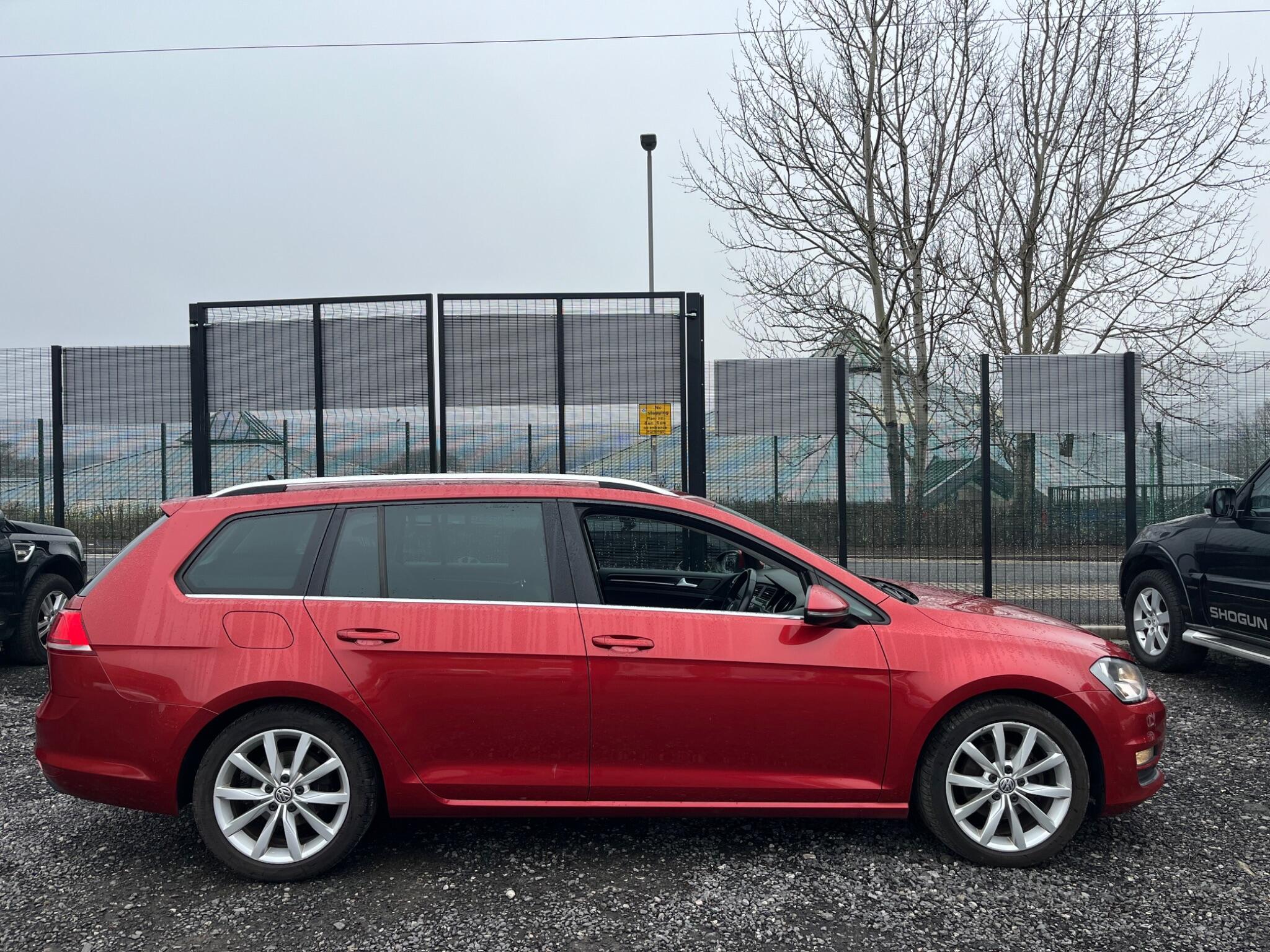 Volkswagen Golf - Image 8