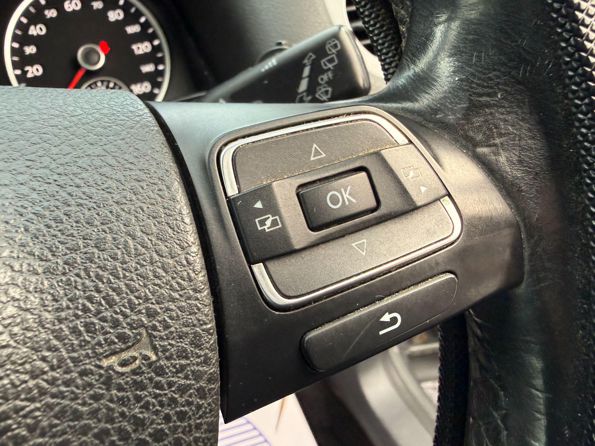 Volkswagen Tiguan - Image 47