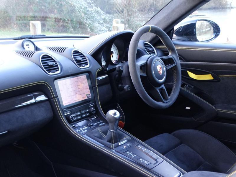 Porsche 718 Cayman - Image 12
