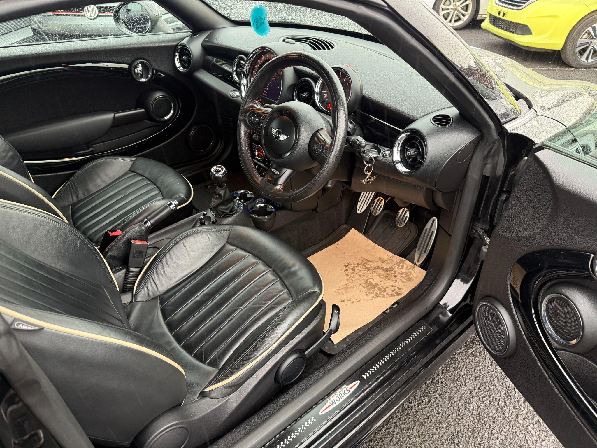 MINI Coupe - Image 20