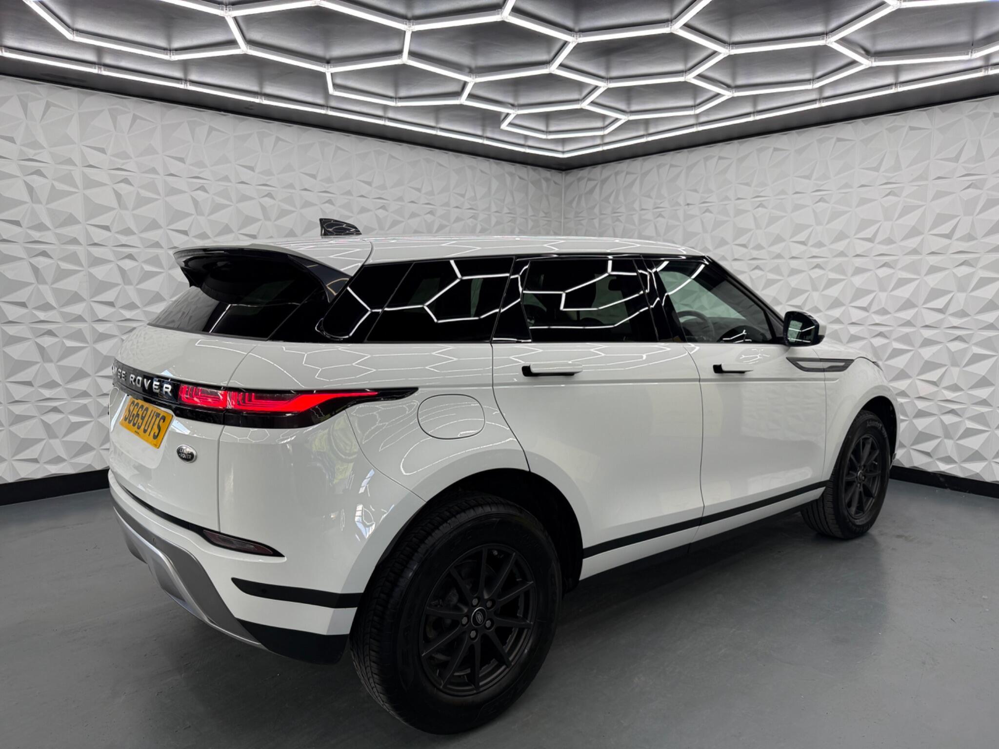 Land Rover Range Rover Evoque - Image 15