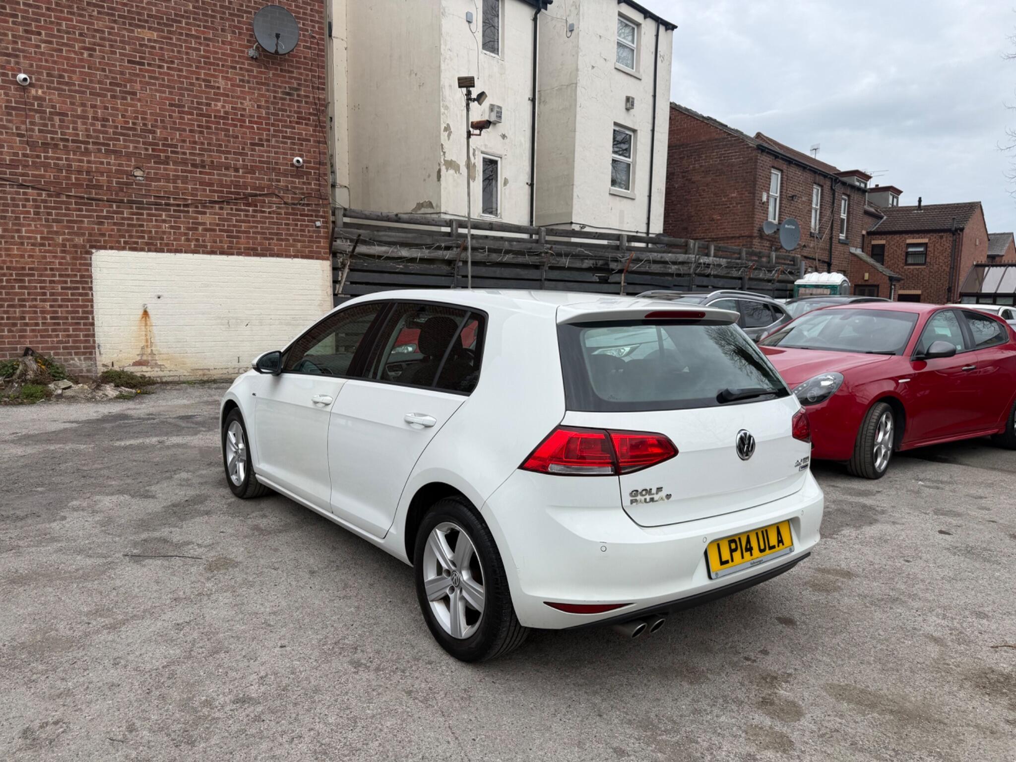 Volkswagen Golf - Image 5