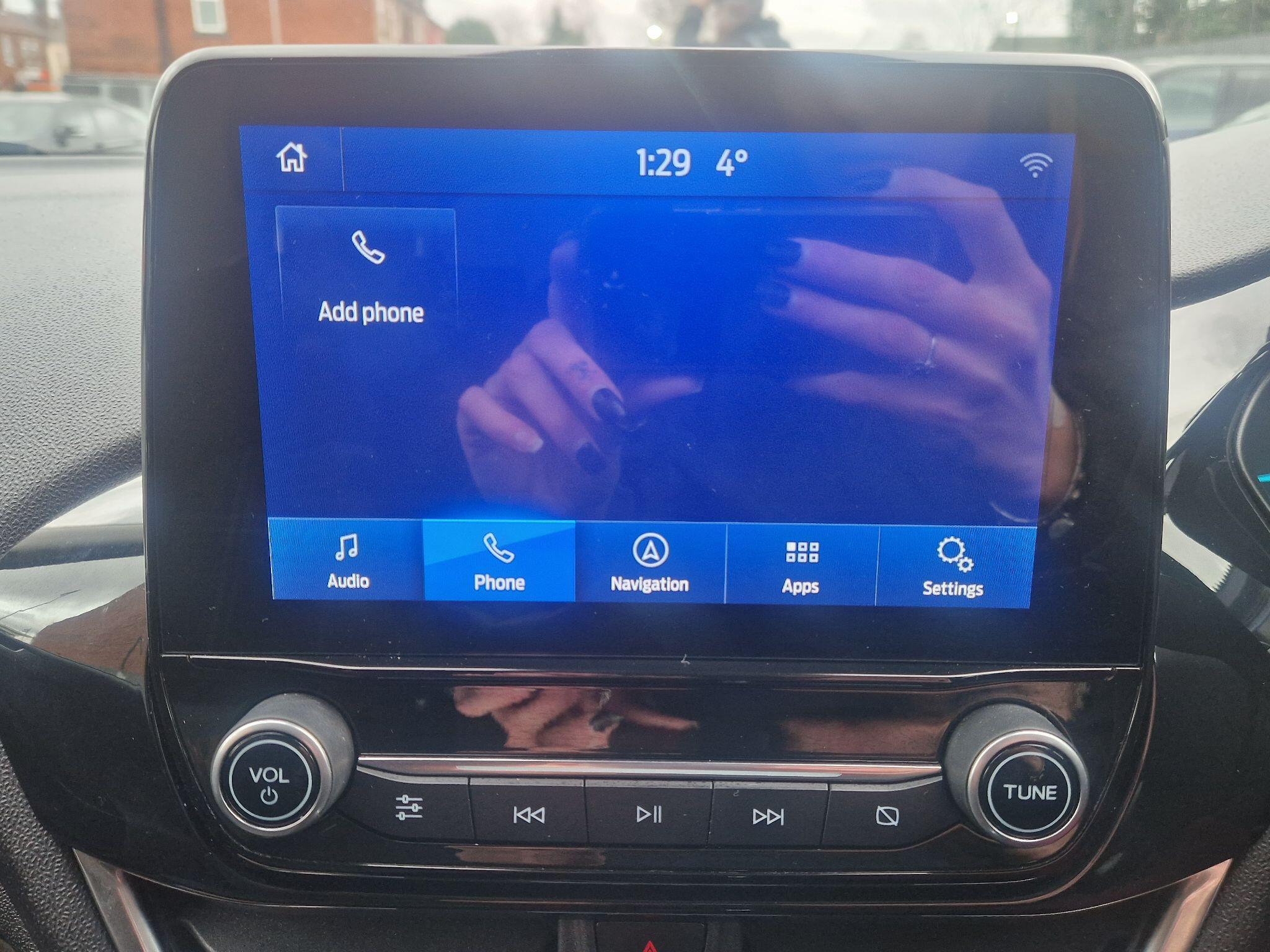 Ford Fiesta - Image 44