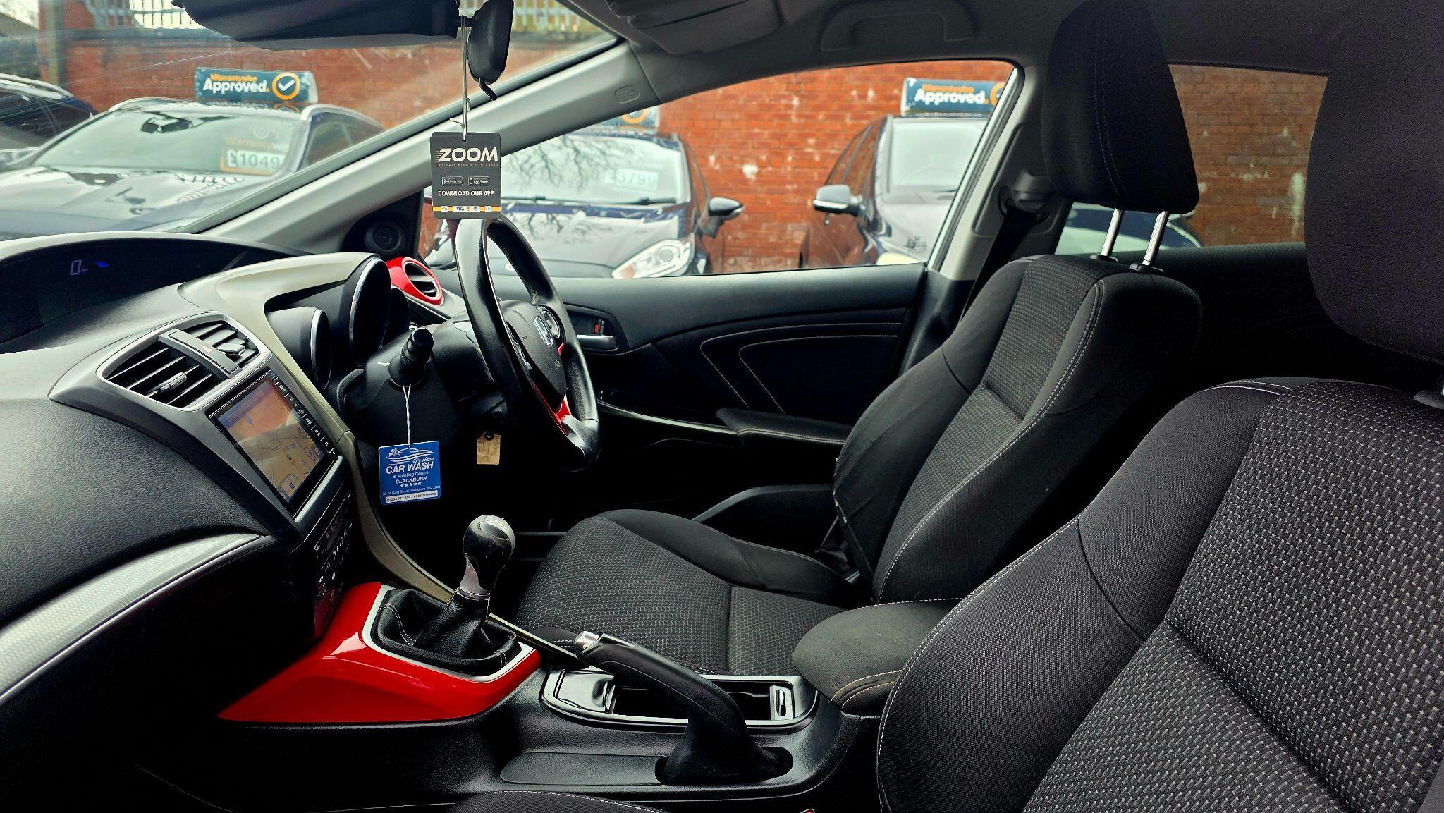 Honda Civic - Image 15