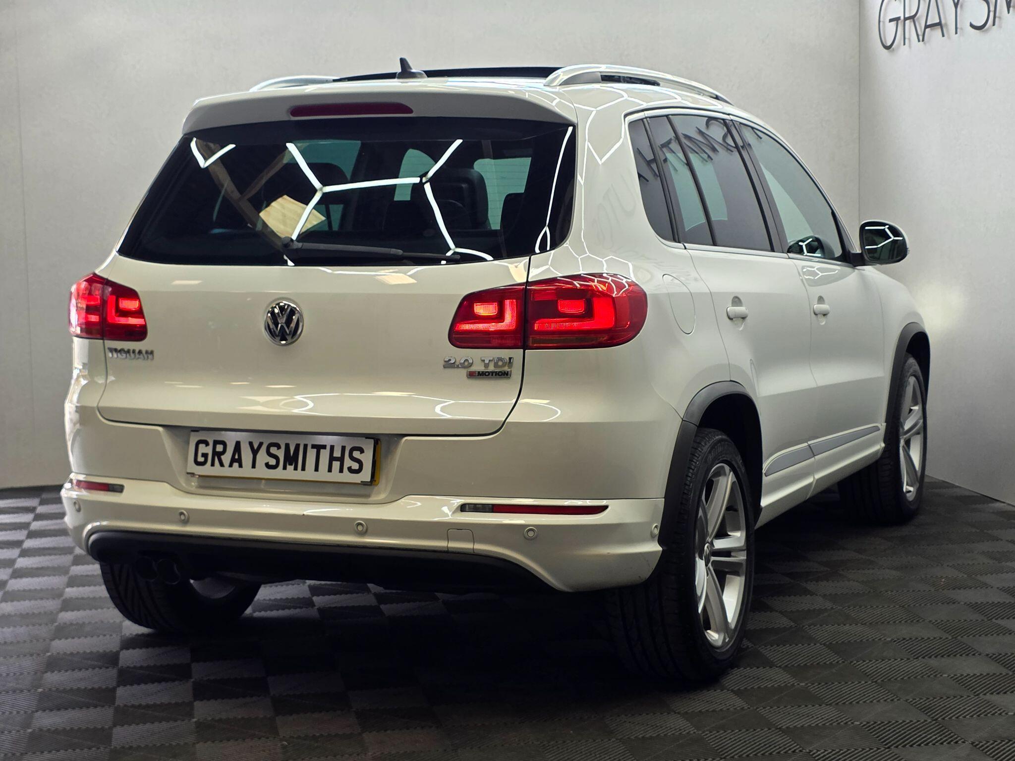 Volkswagen Tiguan - Image 7