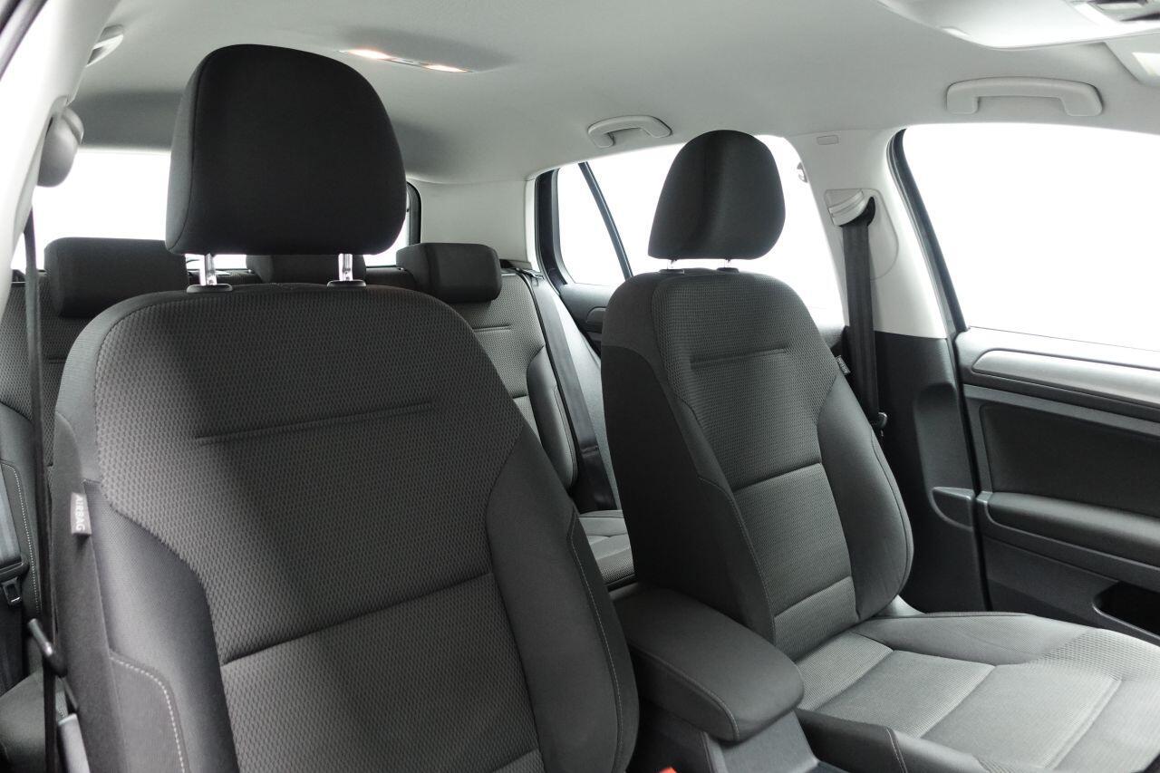 Volkswagen Golf - Image 3