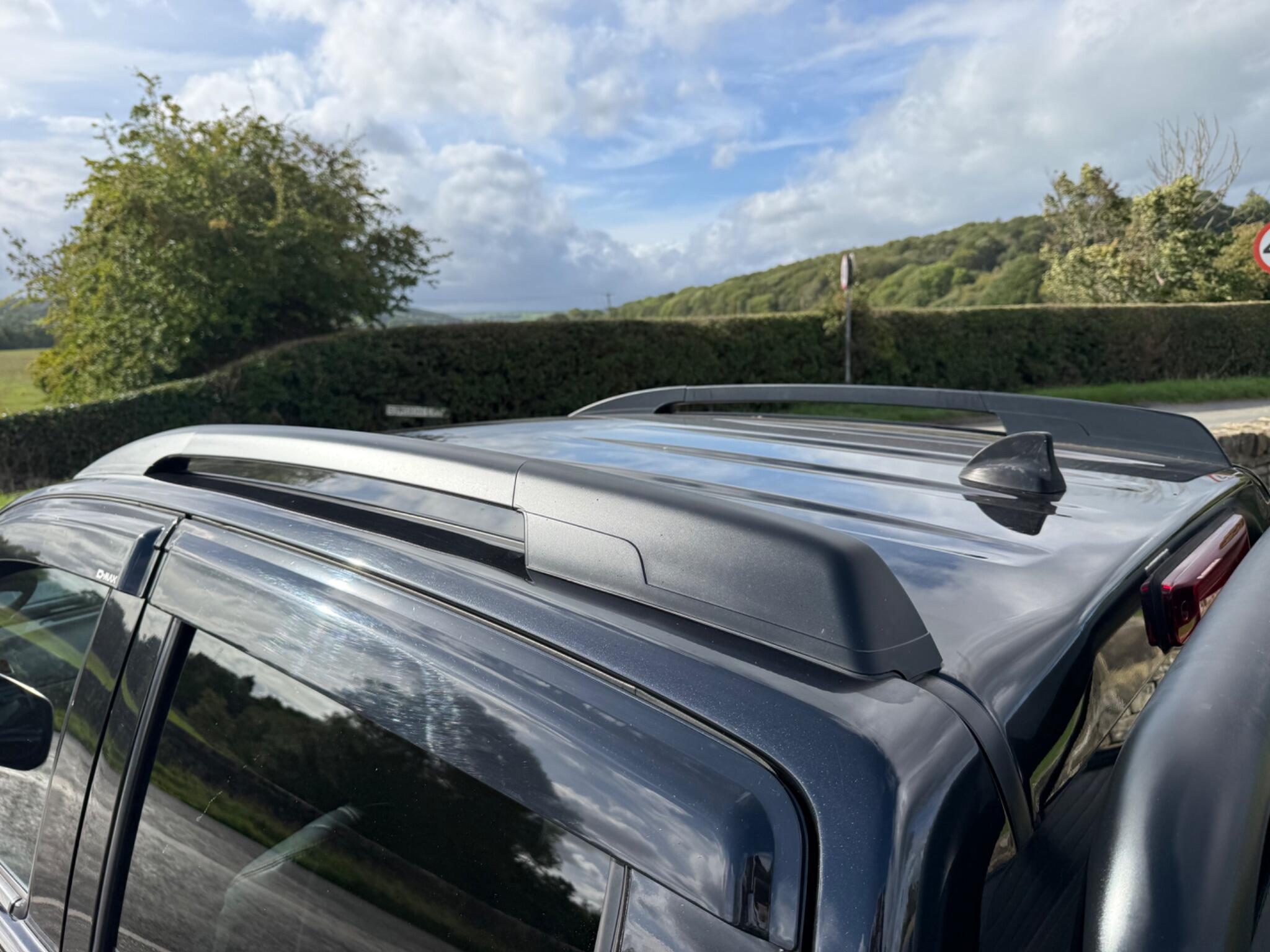 Isuzu D-MAX - Image 20