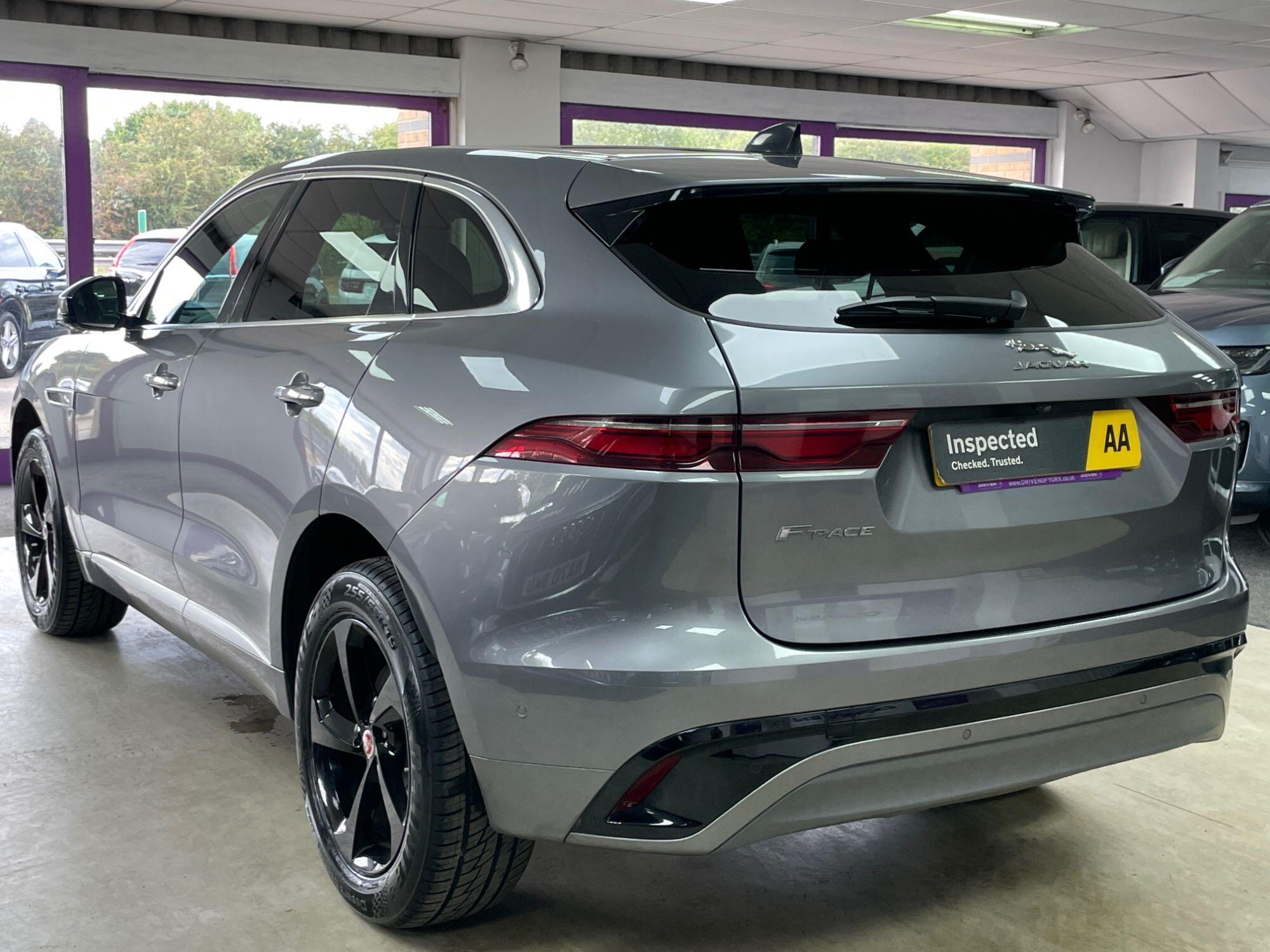 Jaguar F-Pace - Image 8