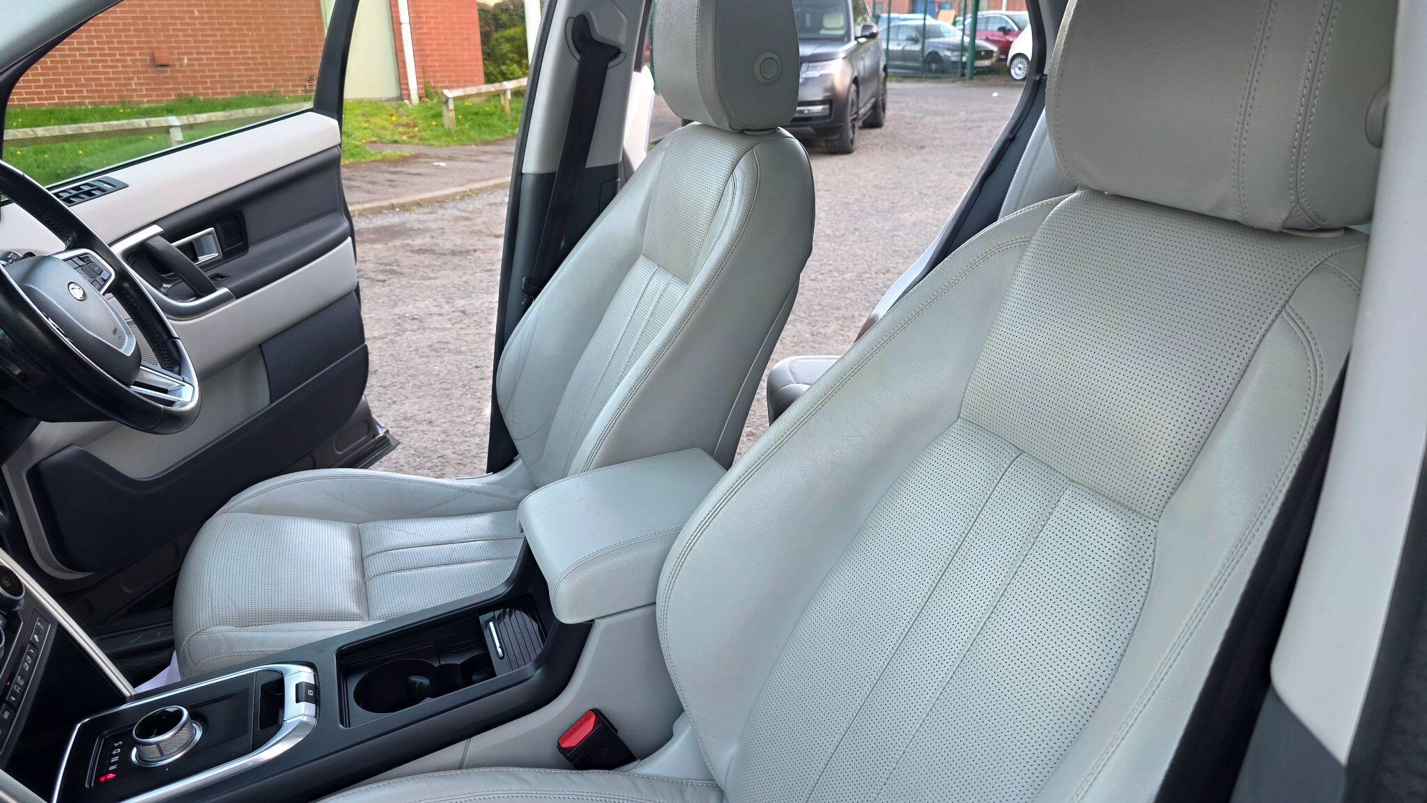 Land Rover DISCOVERY SPORT - Image 41