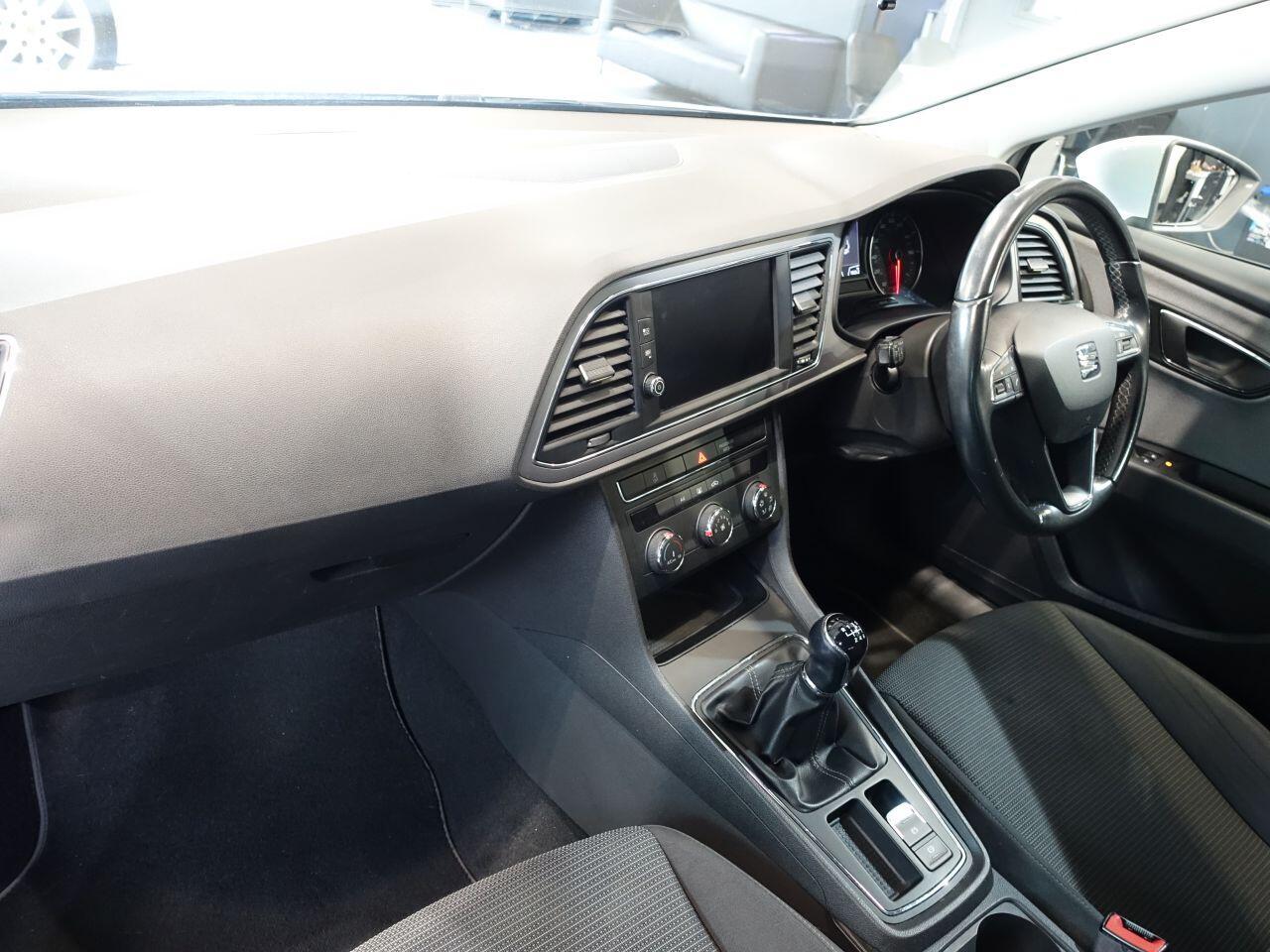 SEAT Leon - Image 19
