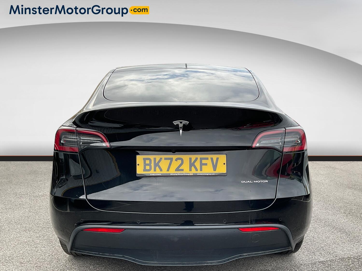 Tesla Model Y - Image 3