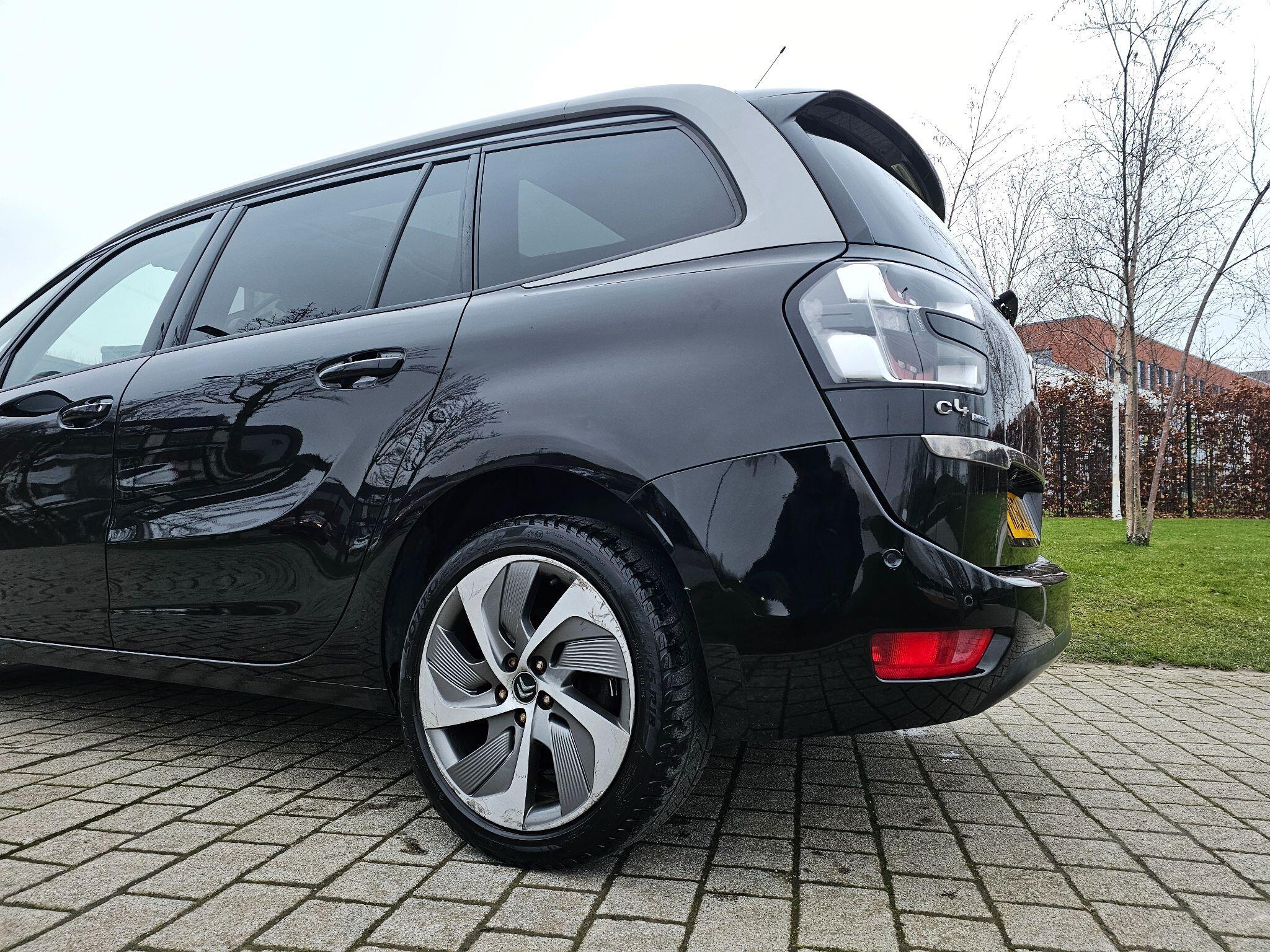 Citroen Grand C4 Picasso - Image 32