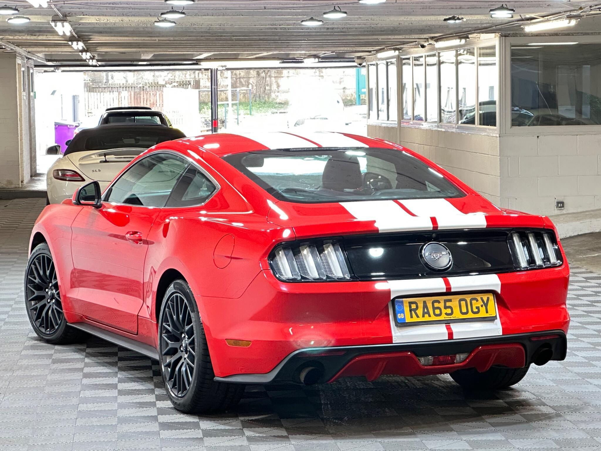 Ford Mustang - Image 4