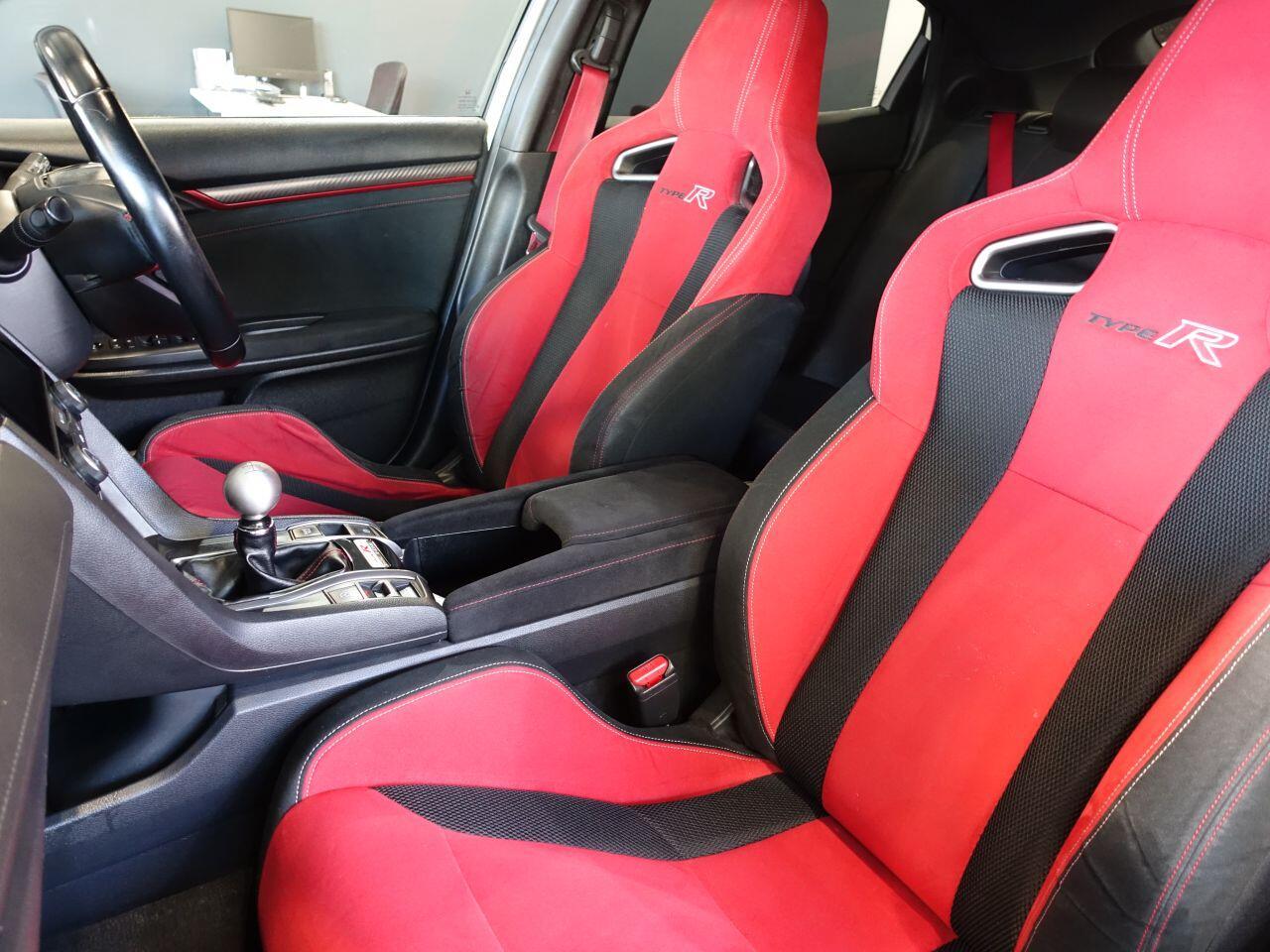 Honda Civic - Image 18