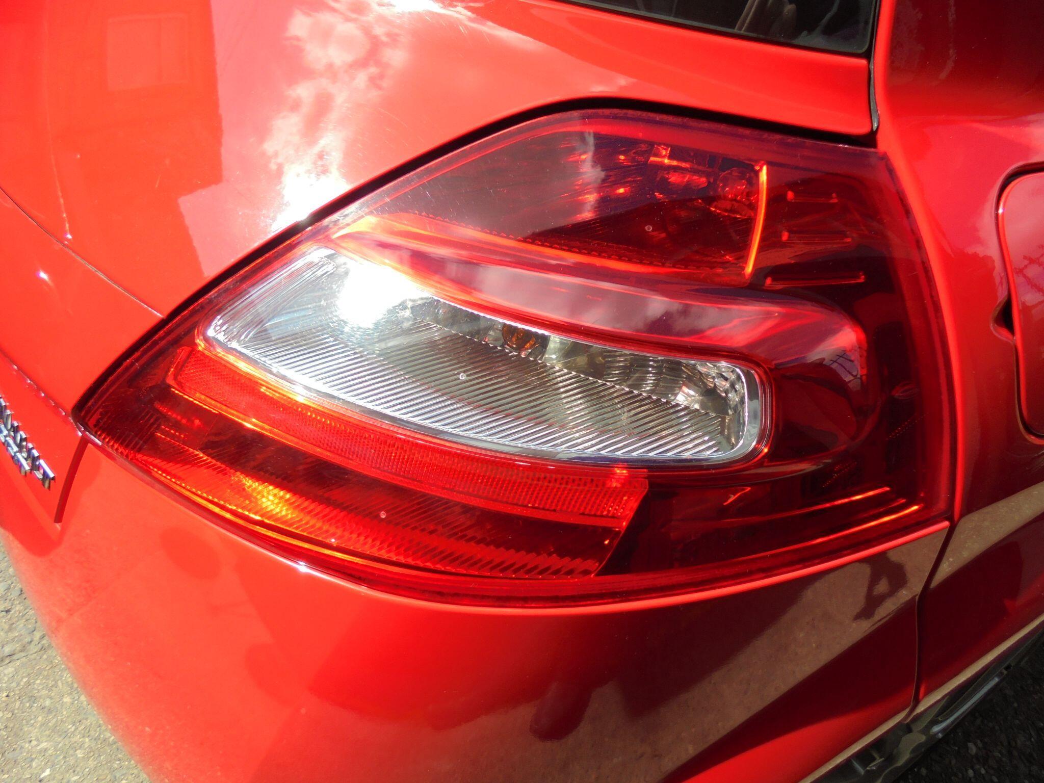 Renault Megane - Image 18