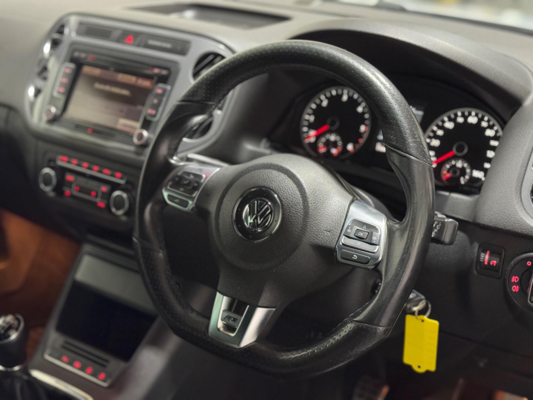 Volkswagen Tiguan - Image 38