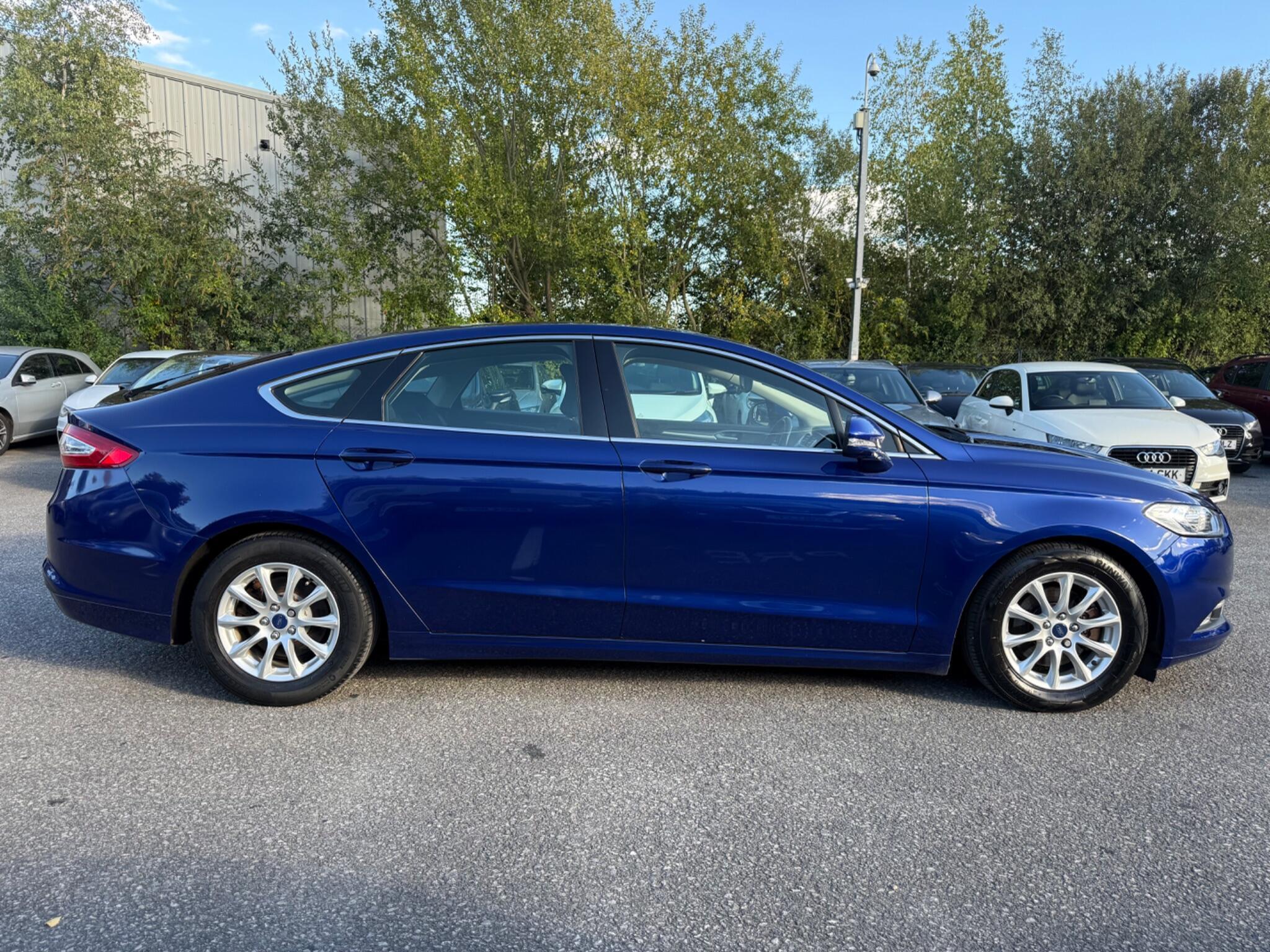 Ford Mondeo - Image 19