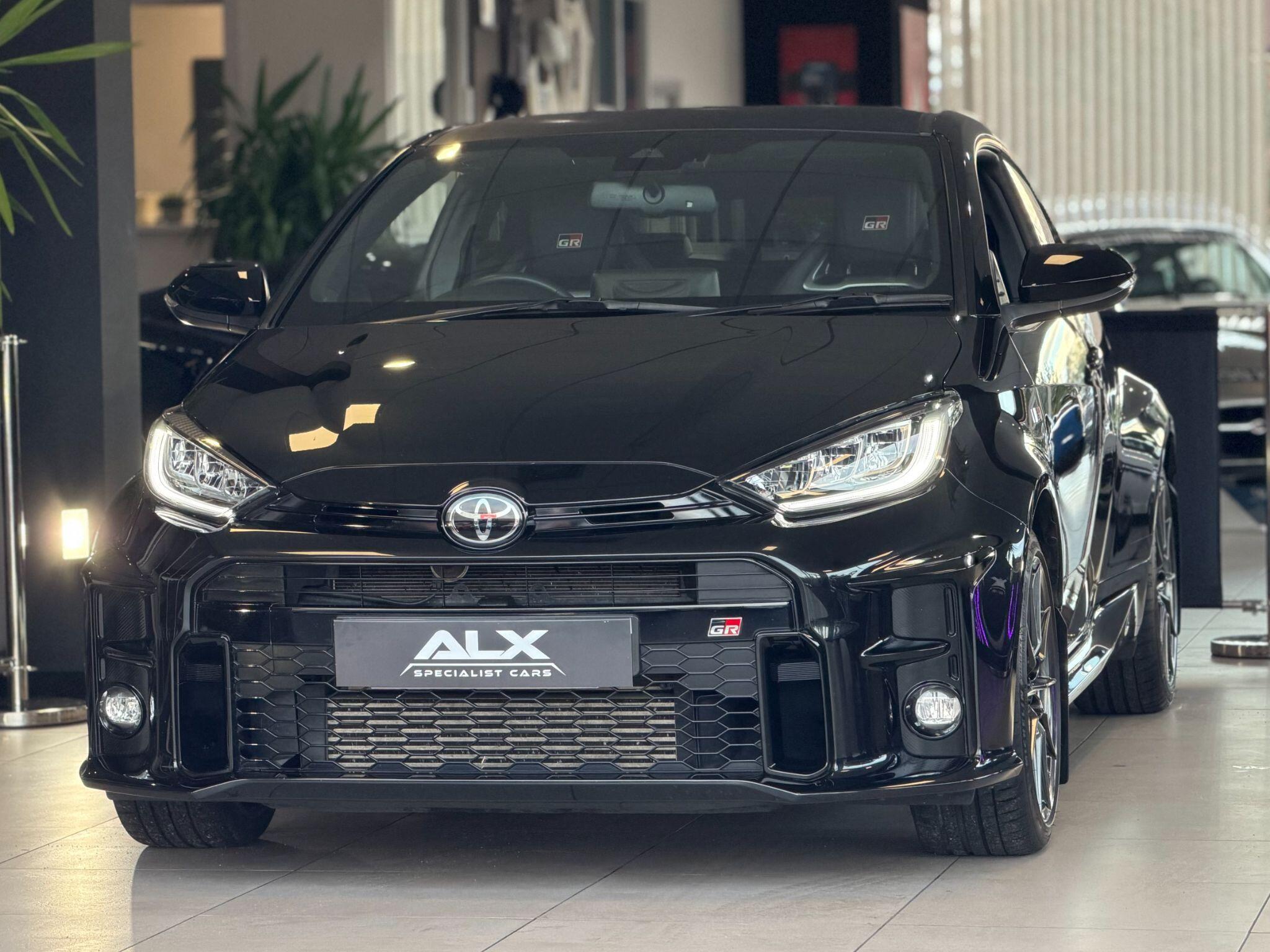 Toyota Yaris - Image 9