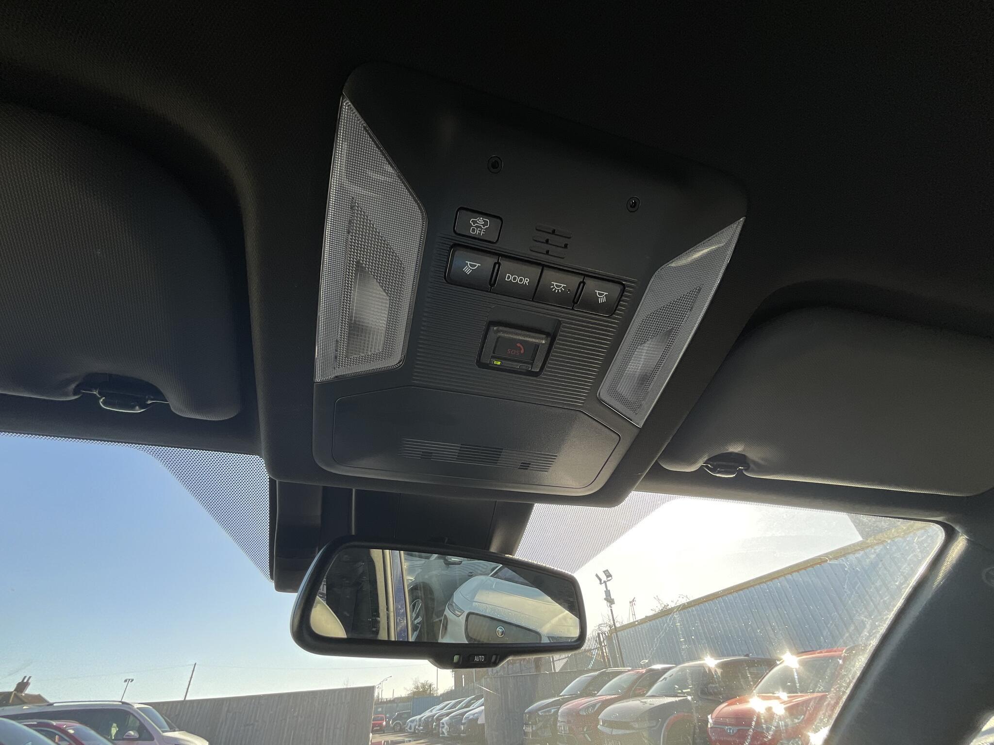 Toyota RAV4 - Image 15