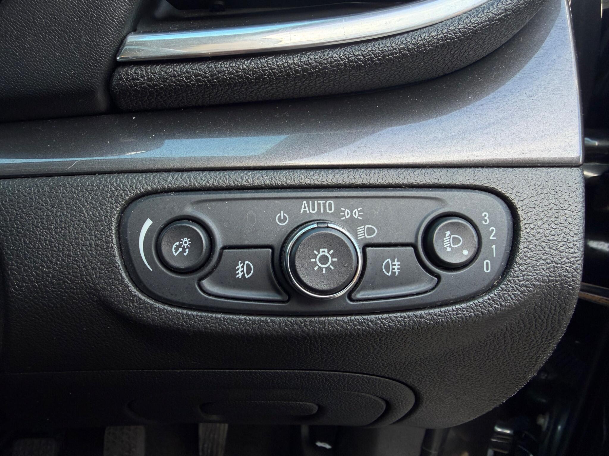 Vauxhall Mokka X - Image 19